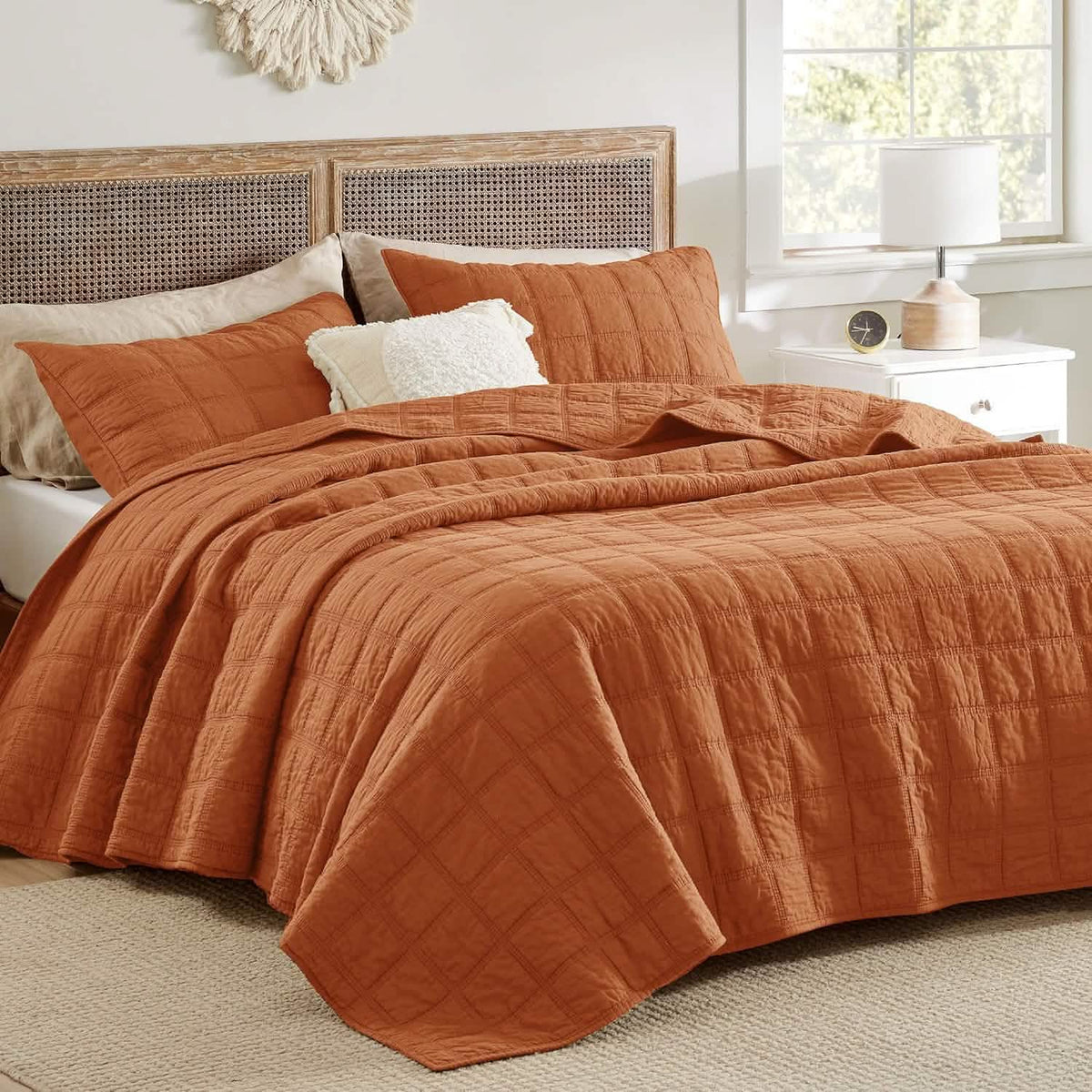 Cozy Throw Blanket, Voile Cotton Quilt Set, Lightweight Design, Breathable Construction for Sofas, Beds and Relaxing at Home image 17