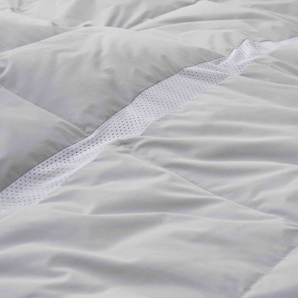 Ultra Lightweight Cooling Down Comforter image 17