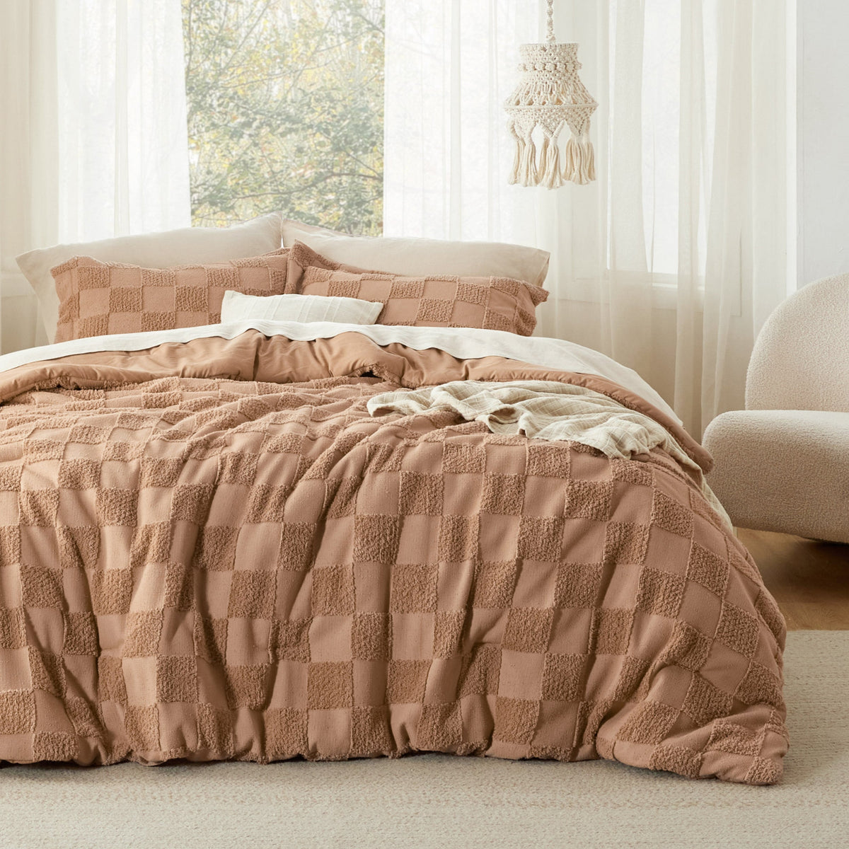 Bed Comforter, Jacquard Set, Breathable Construction, Machine-Washable Care for Year-Round Bedroom Comfort and Restful Sleep image 17