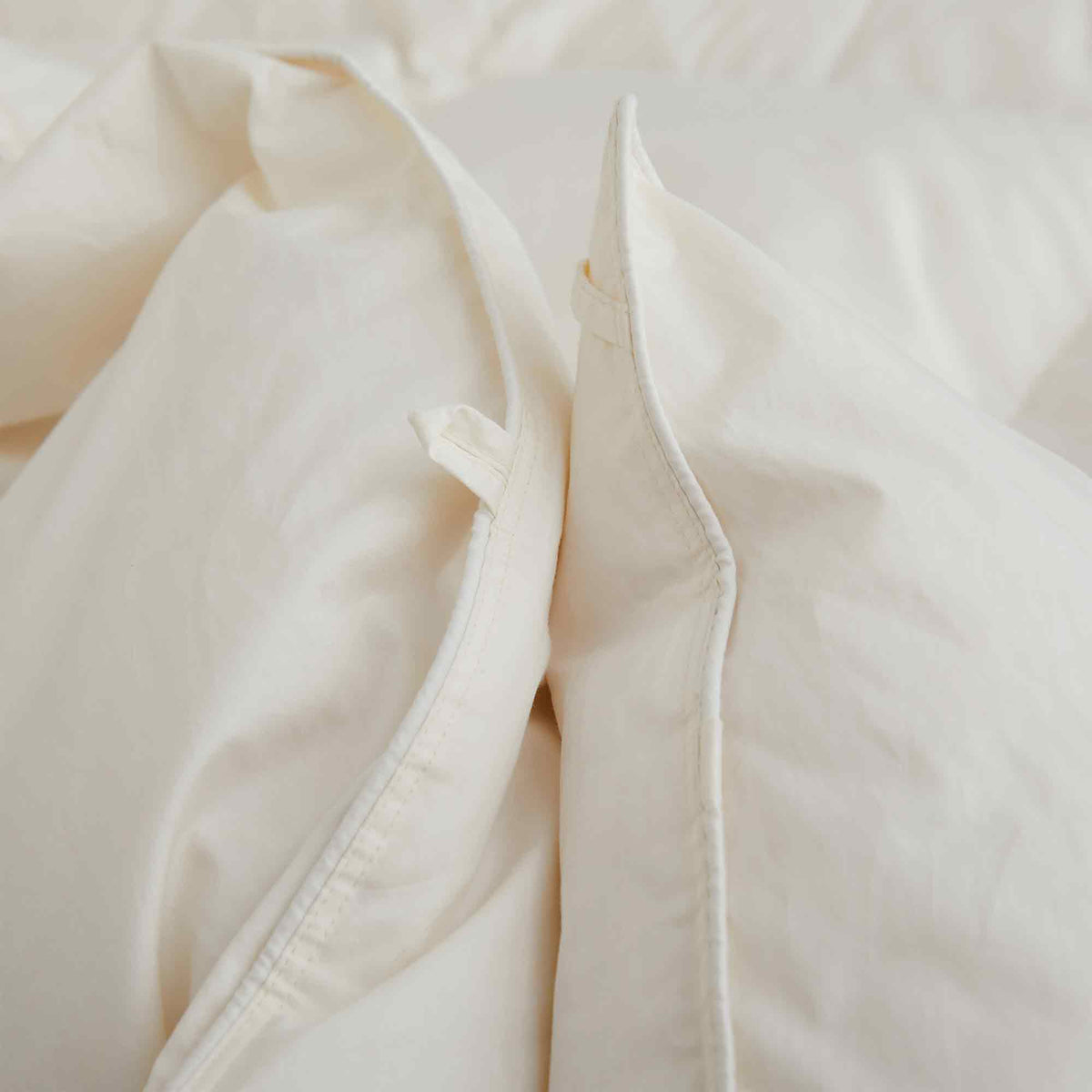 Down Comforter, Organic Cotton, Lightweight Design for Everyday Bedding and Comfortable Sleep, 4 Size Options image 19