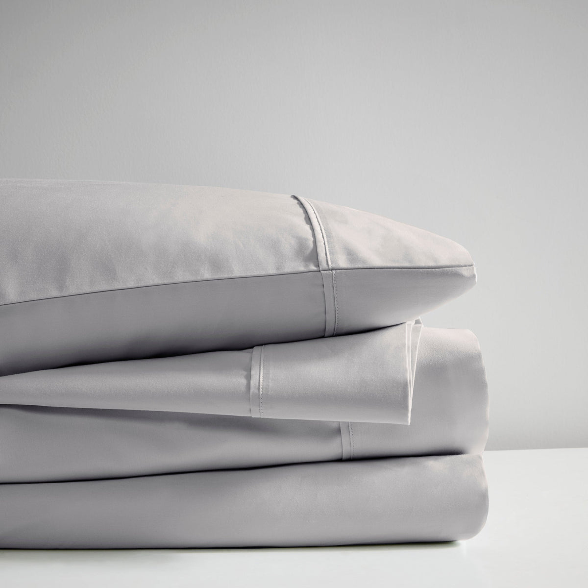 Bed Sheet Set, 600 Thread Count Cooling Cotton Blend 4 Piece, Machine-Washable Care for Everyday Bedroom Comfort and Guest Rooms image 19