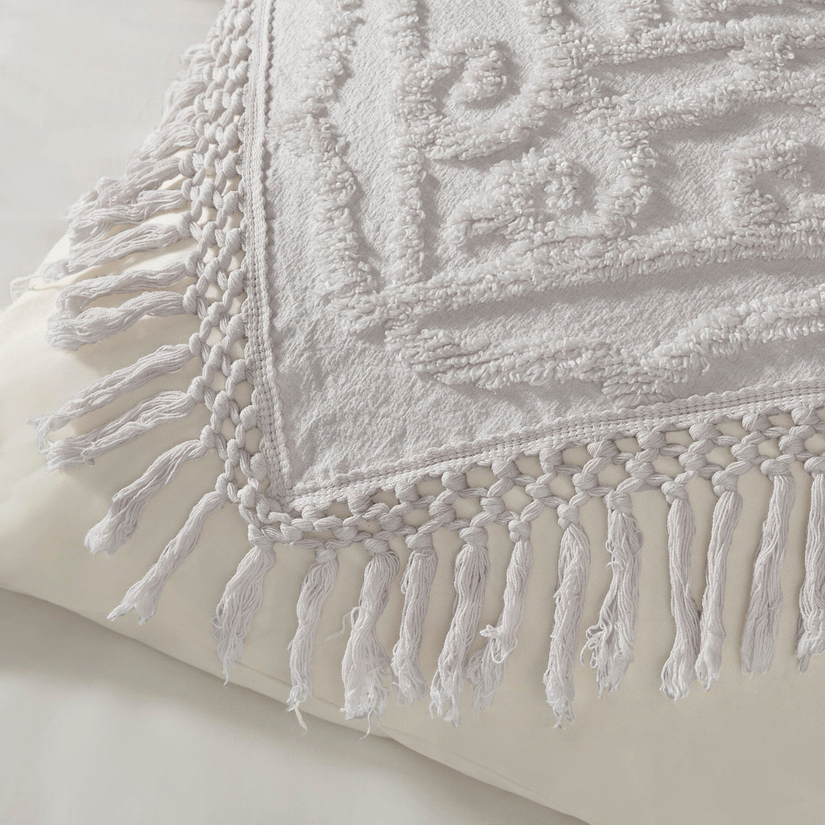 Bed Quilt, Laetitia Tufted Cotton Chenille Medallion, Machine-Washable Care for Bedroom Layering and Everyday Bedding, 3 Size Options image 20