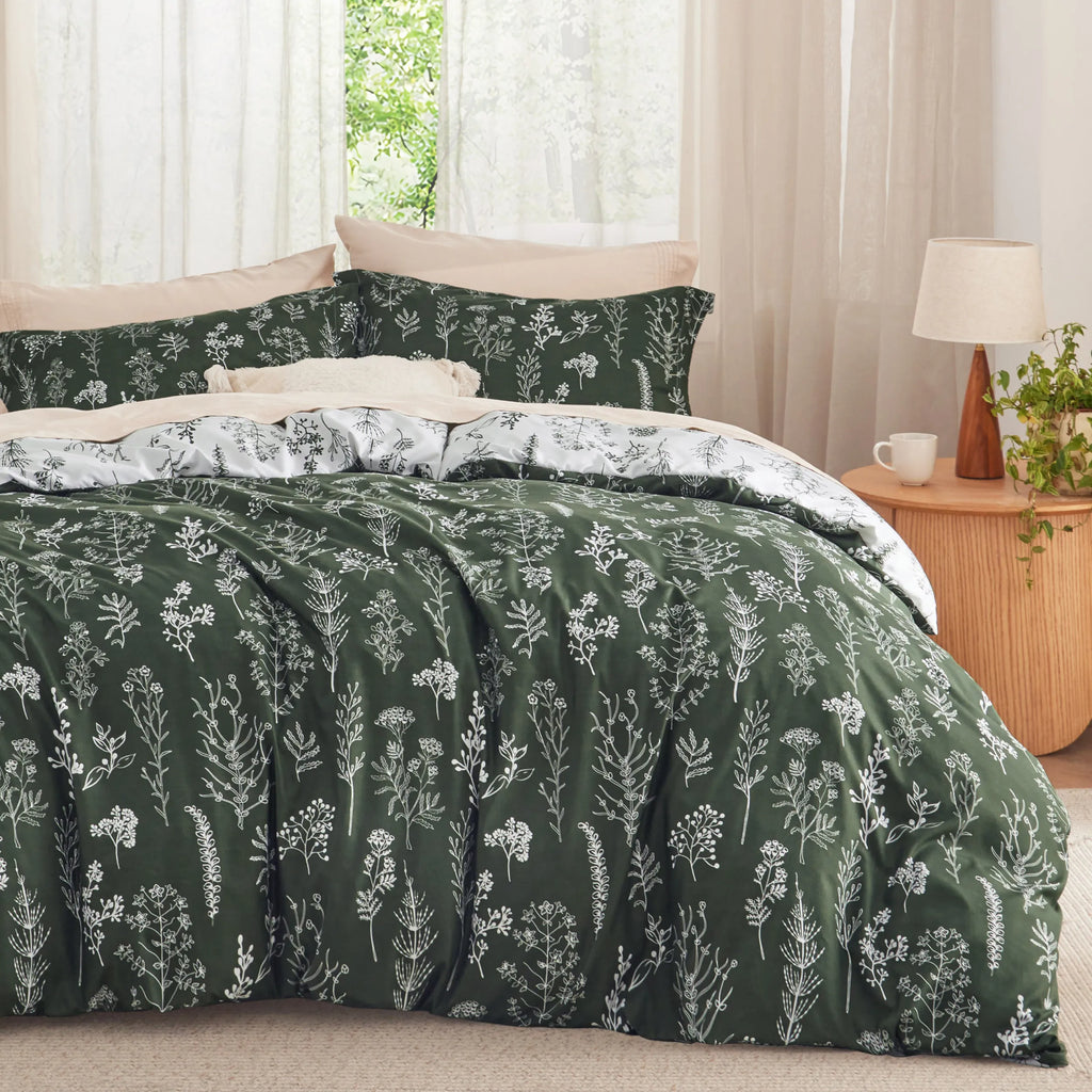 Down & Feather Comforter, Floral Set, Machine-Washable Care for Everyday Bedding and Comfortable Sleep, 7 Sizes and 13 Colors image 20