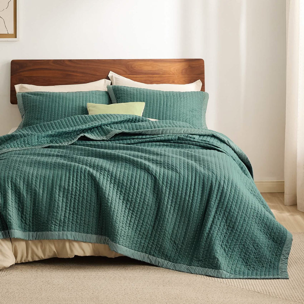 Cozy Throw Blanket, Corduroy Pattern Quilt Set, Breathable Construction for Living Rooms, Bedrooms and Everyday Lounging image 20