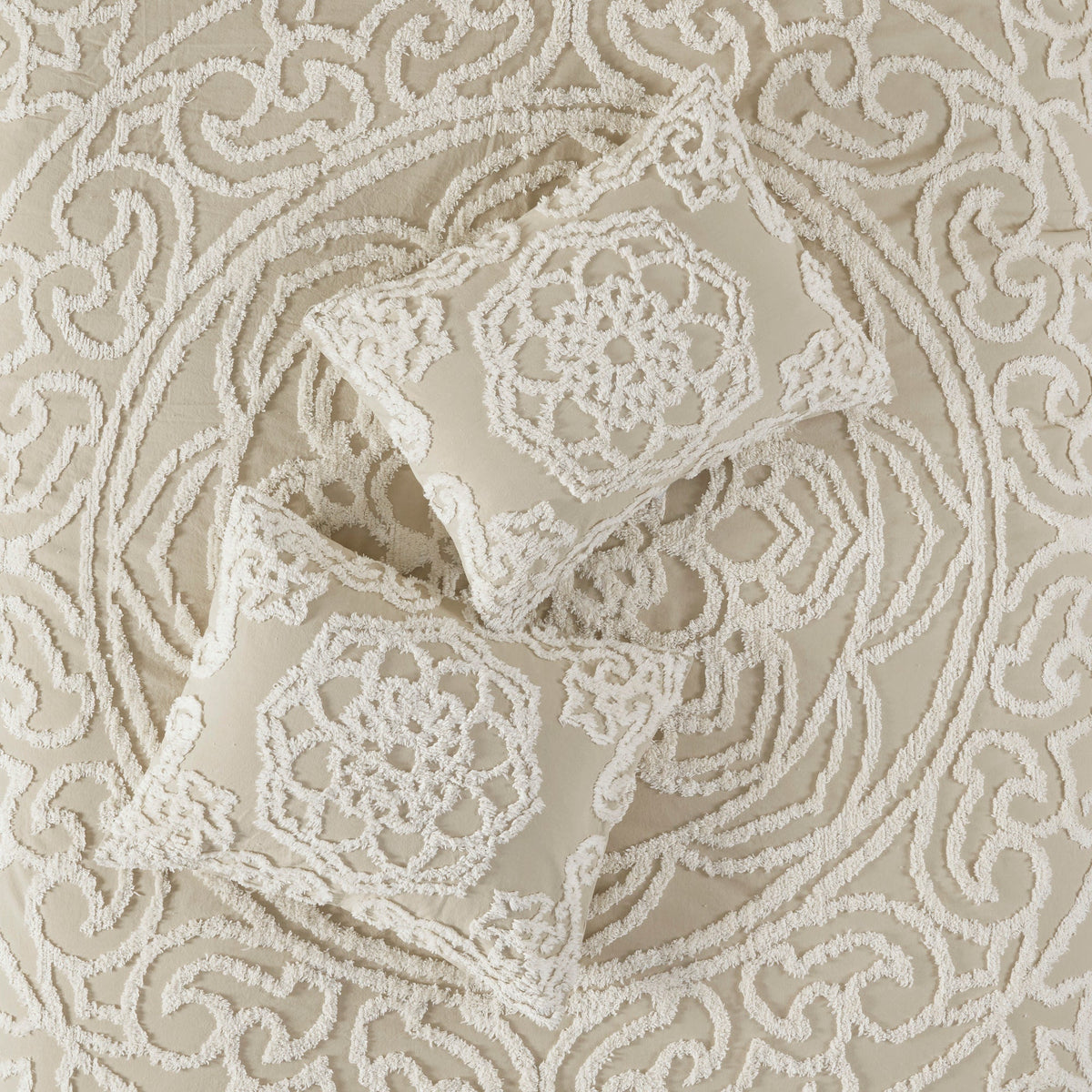 Bed Quilt, Laetitia Tufted Cotton Chenille Medallion, Machine-Washable Care for Bedroom Layering and Everyday Bedding, 3 Size Options image 21