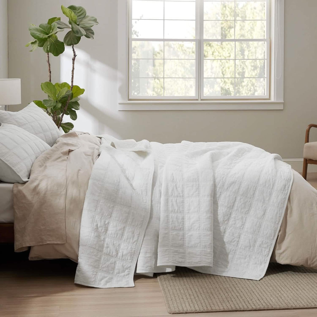 Cozy Throw Blanket, Voile Cotton Quilt Set, Lightweight Design, Breathable Construction for Sofas, Beds and Relaxing at Home image 22