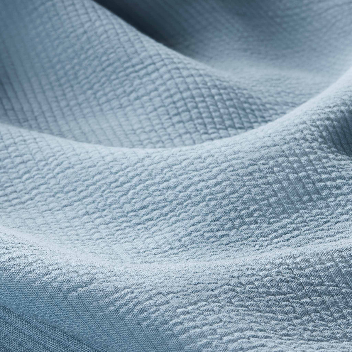 Cozy Throw Blanket, Ribbed Matelasse Quilt, Lightweight Design for Living Rooms, Bedrooms and Everyday Lounging, 2 Sizes and 2 Colors image 23
