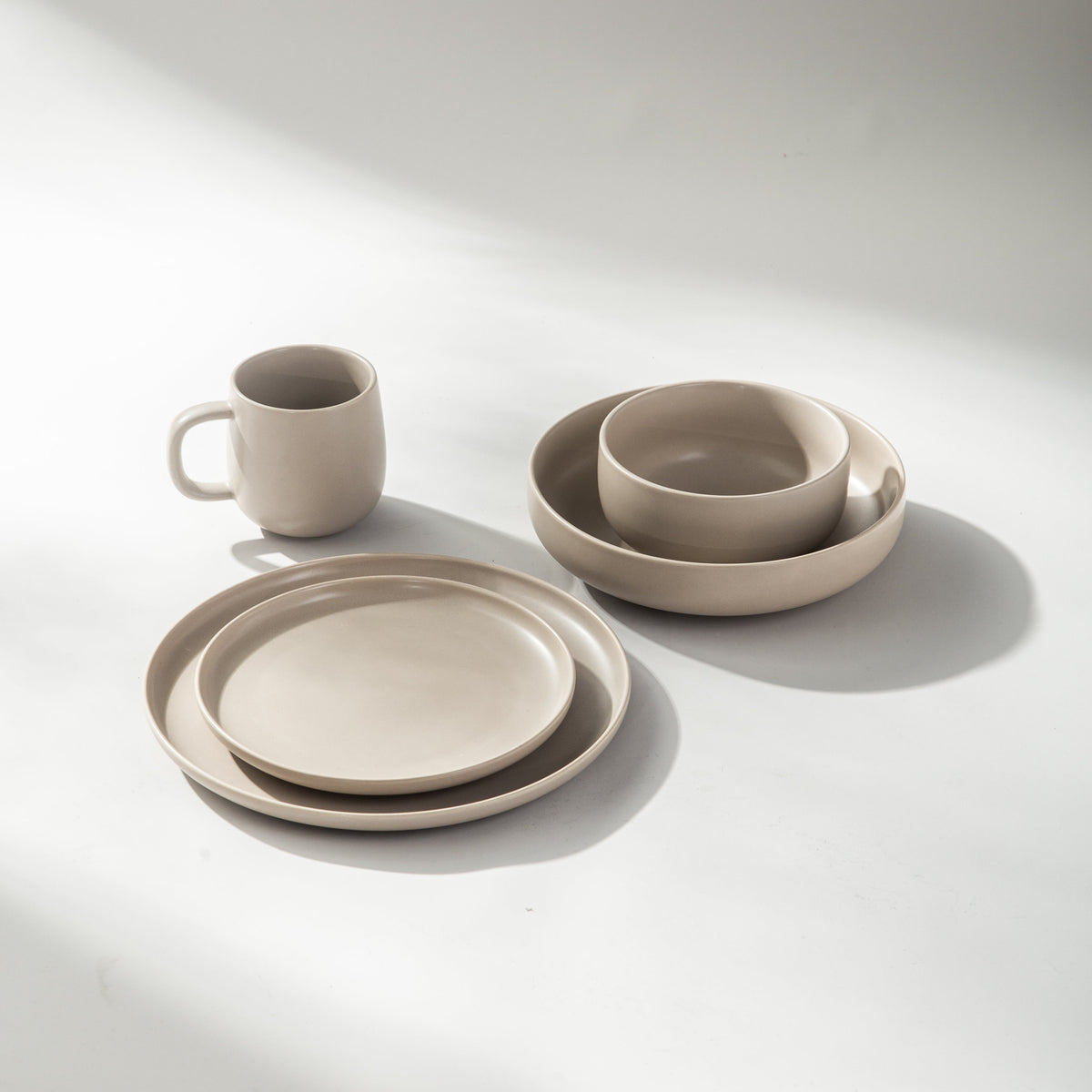 Dinnerware, Minimalist Salad Plate for Everyday Meals and Table Settings, 4 Sizes and 5 Colors image 23