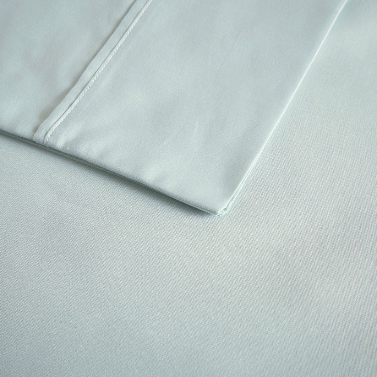 Bed Sheet Set, 600 Thread Count Cooling Cotton Blend 4 Piece, Machine-Washable Care for Everyday Bedroom Comfort and Guest Rooms image 23