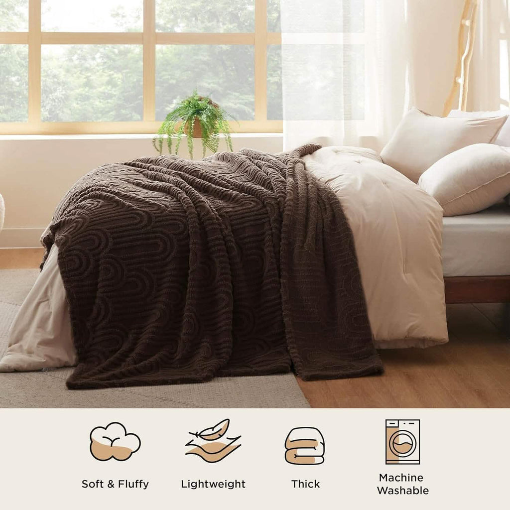 Cozy Throw Blanket, Arch Shaggy Sherpa Fleece, Lightweight Design, Machine-Washable Care for Living Rooms, Bedrooms and Everyday Lounging image 23