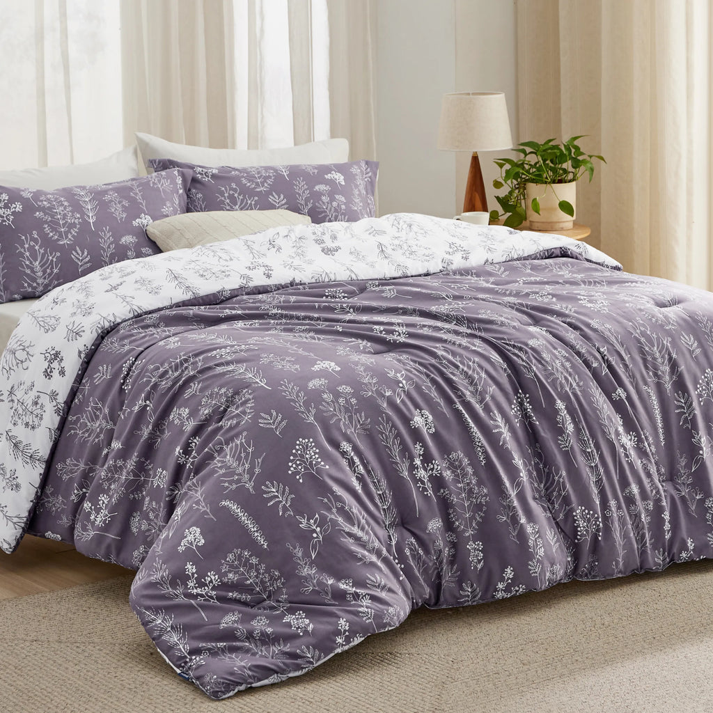 Down & Feather Comforter, Reversible Floral Print Set, Machine-Washable Care for Everyday Bedding and Comfortable Sleep image 23