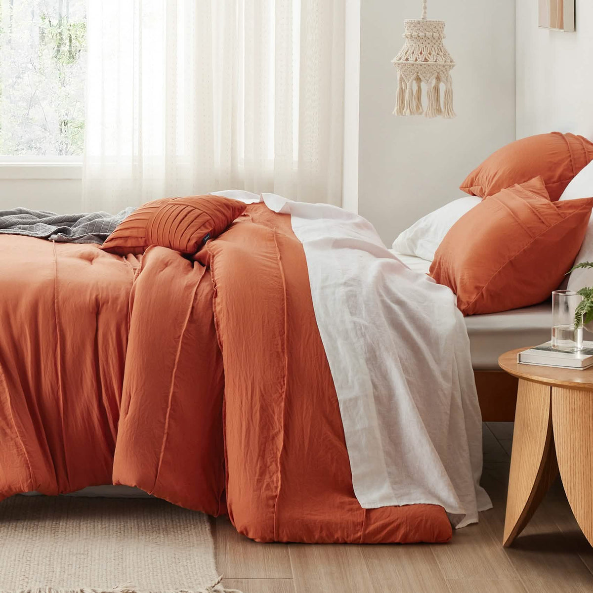 Bed Comforter, Pinch Pleat Set for Year-Round Bedroom Comfort and Restful Sleep, 5 Sizes and 19 Colors image 24