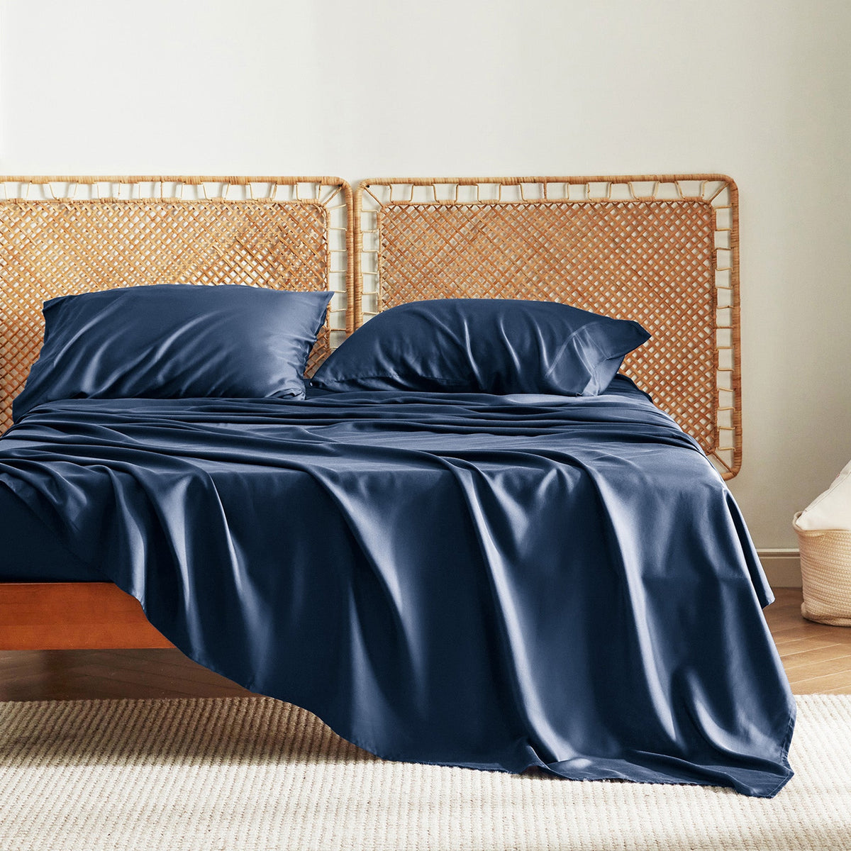 Bed Sheet Set, Rayon Derived from Bamboo, Cooling Comfort, Breathable Construction for Everyday Bedroom Comfort and Guest Rooms image 24
