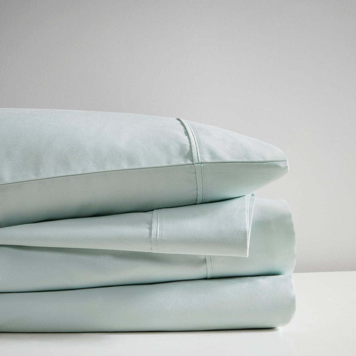Bed Sheet Set, 600 Thread Count Cooling Cotton Blend 4 Piece, Machine-Washable Care for Everyday Bedroom Comfort and Guest Rooms image 24
