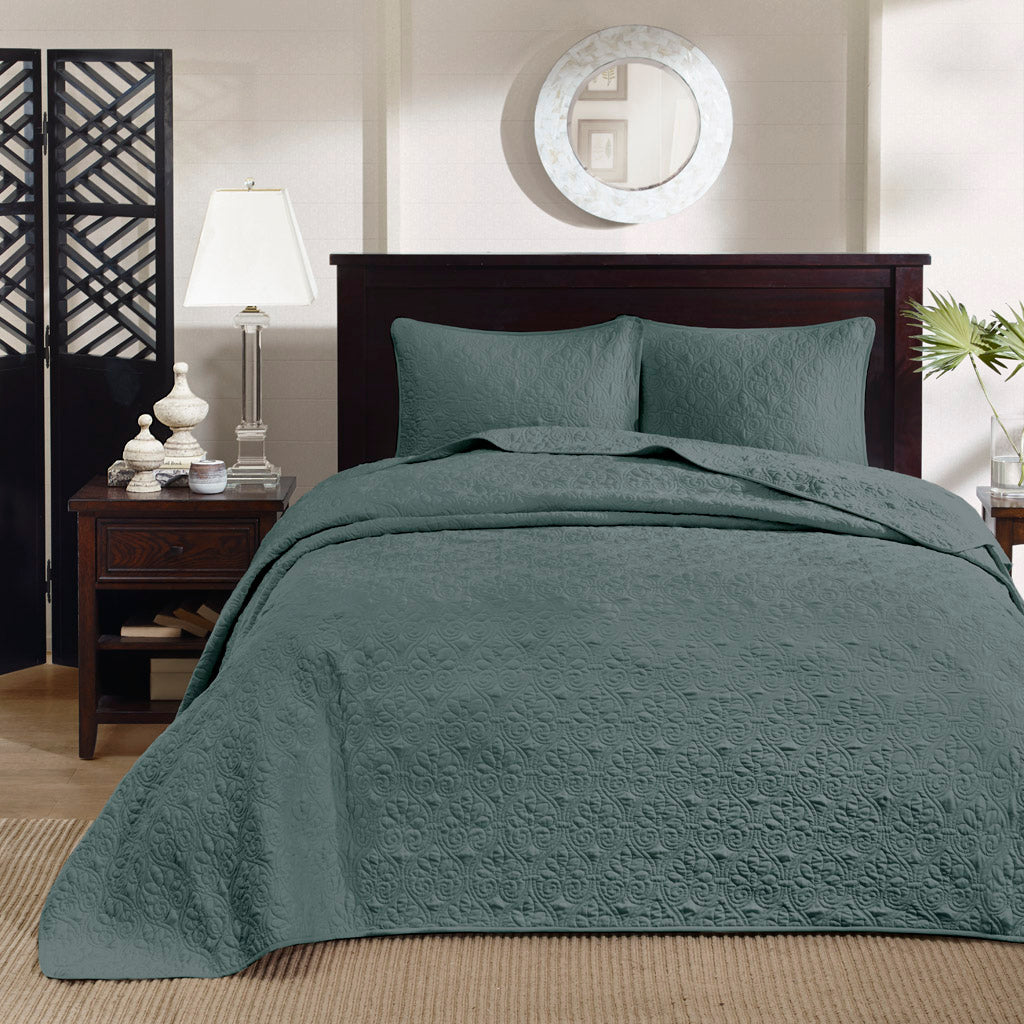 Cozy Throw Blanket, Quebec 3 Piece Reversible Quilt Set, Lightweight Design, Machine-Washable Care for Sofas, Beds and Relaxing at Home image 24