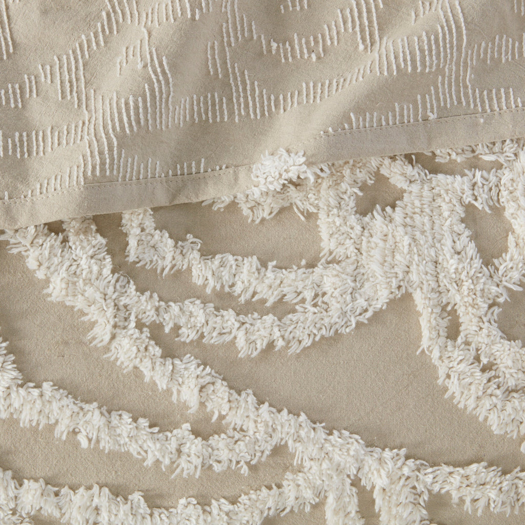 Bed Quilt, Laetitia Tufted Cotton Chenille Medallion, Machine-Washable Care for Bedroom Layering and Everyday Bedding, 3 Size Options image 25