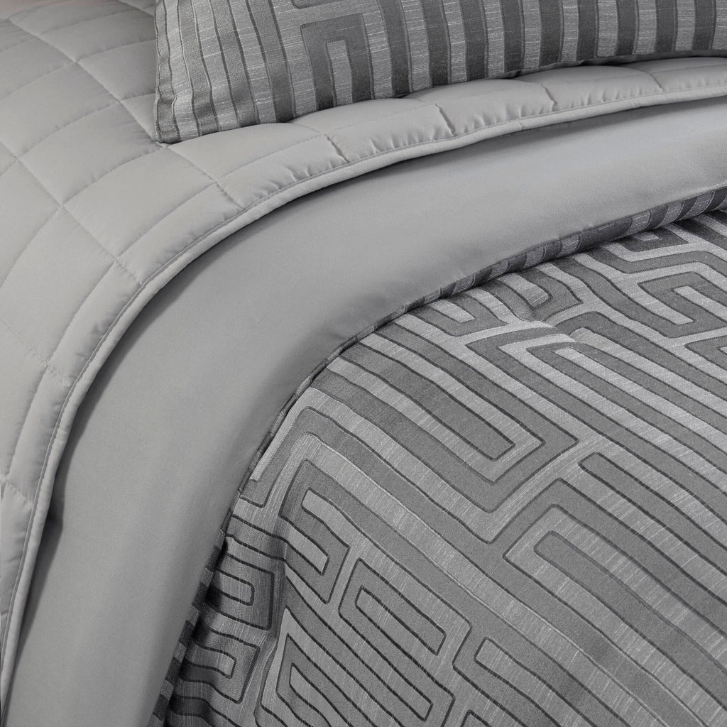 Bed Comforter, Royce 10 Piece Luxury Jacquard Set, Lightweight Design, Machine-Washable Care for Everyday Bedding and Comfortable Sleep image 26