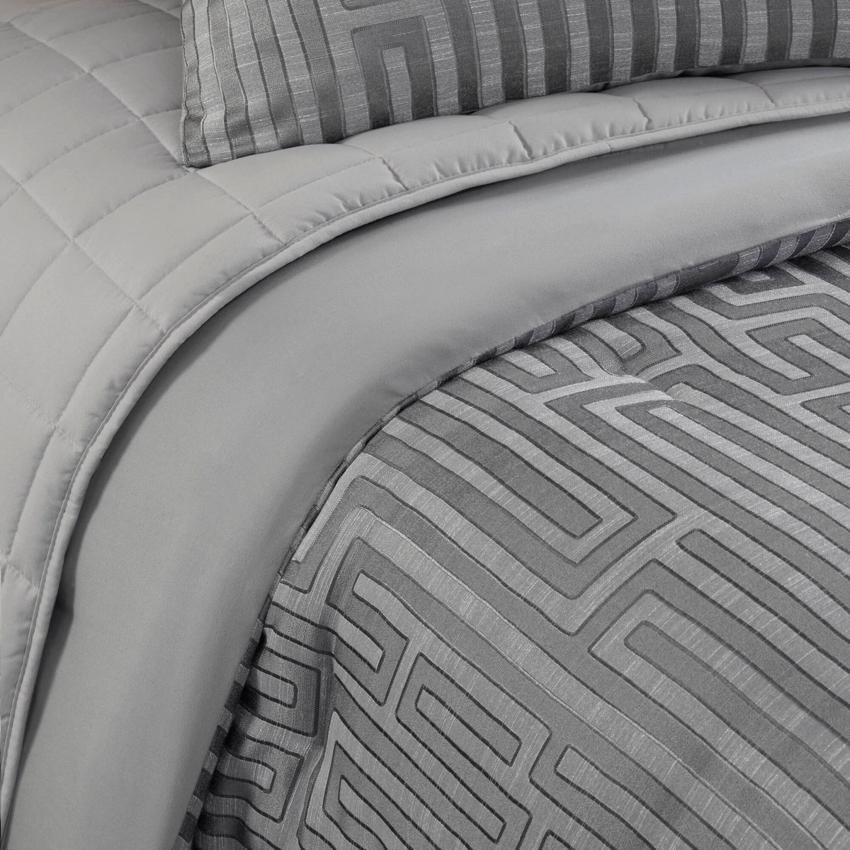 Bed Comforter, Royce 10 Piece Luxury Jacquard Set, Lightweight Design, Machine-Washable Care for Everyday Bedding and Comfortable Sleep image 26