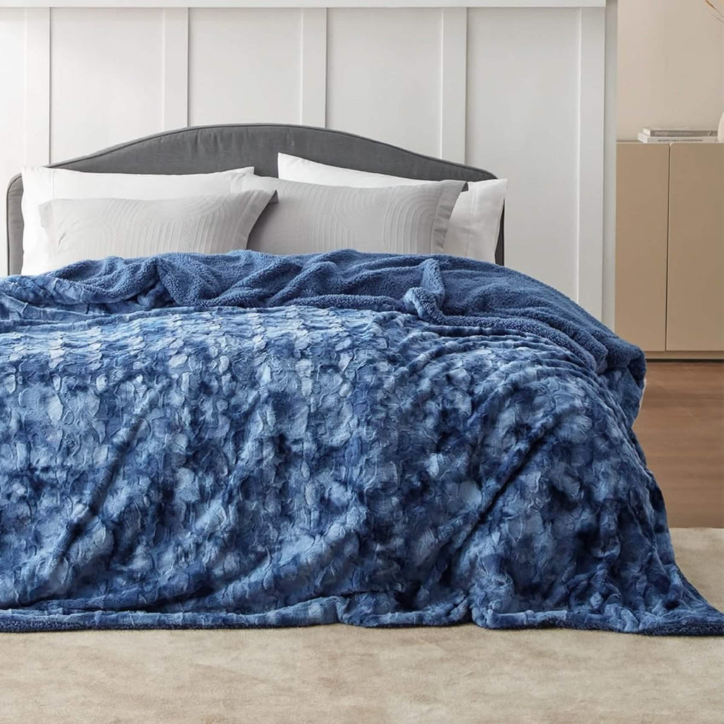 Cozy Throw Blanket, Faux Fur Sherpa Fleece for Sofas, Beds and Relaxing at Home, 4 Sizes and 10 Colors image 27