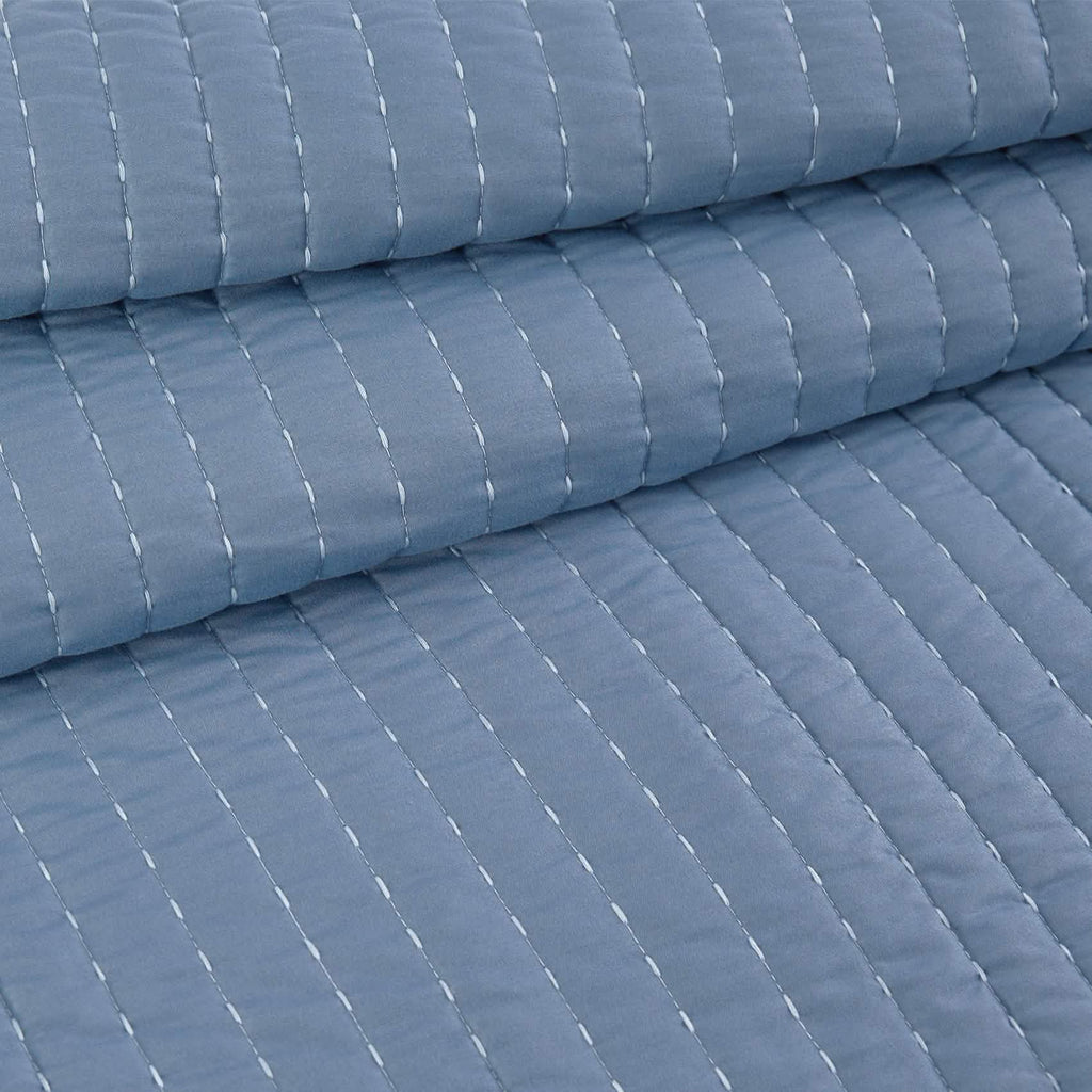 Cozy Throw Blanket, Corduroy Pattern Quilt Set, Breathable Construction for Living Rooms, Bedrooms and Everyday Lounging image 27