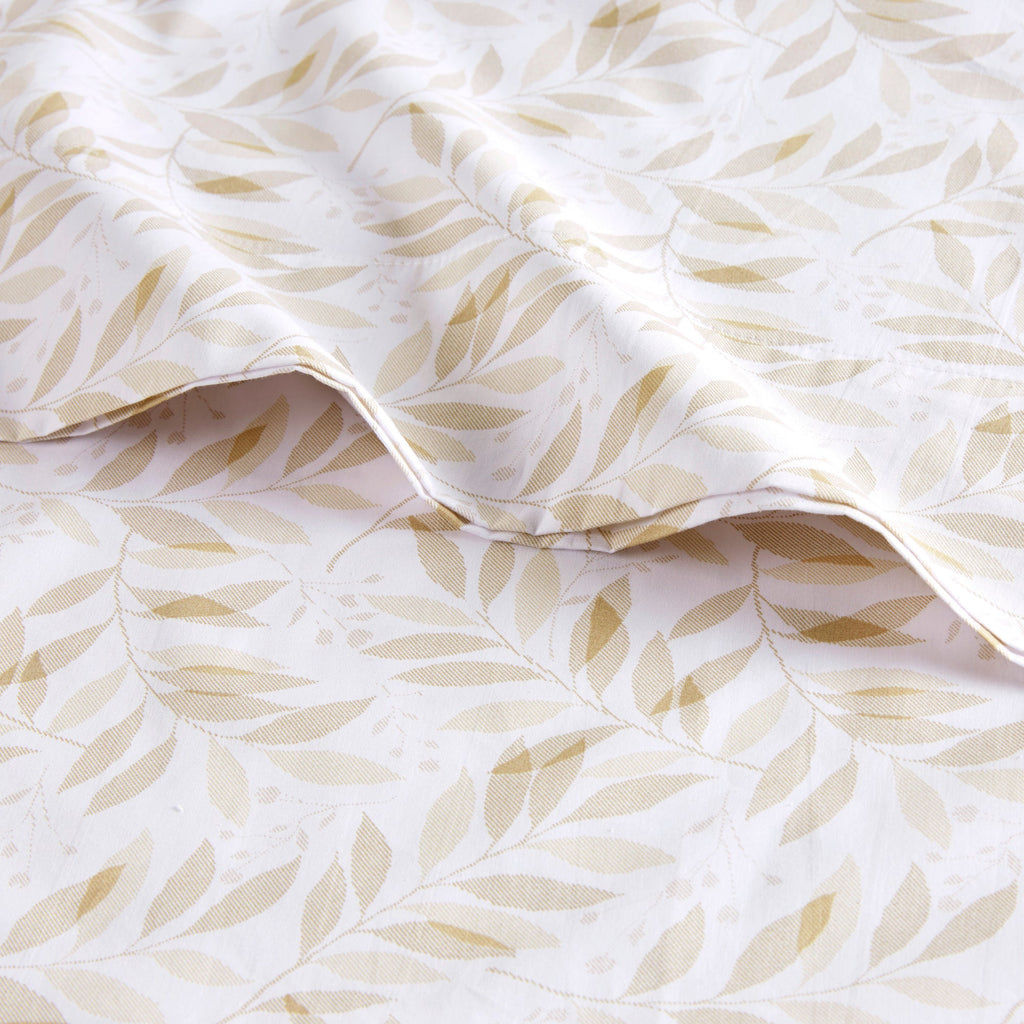 Bed Sheet Set, 200 Thread Count Printed Cotton, Breathable Construction, Machine-Washable Care for Master Bedrooms, Guest Beds and Daily Use image 27