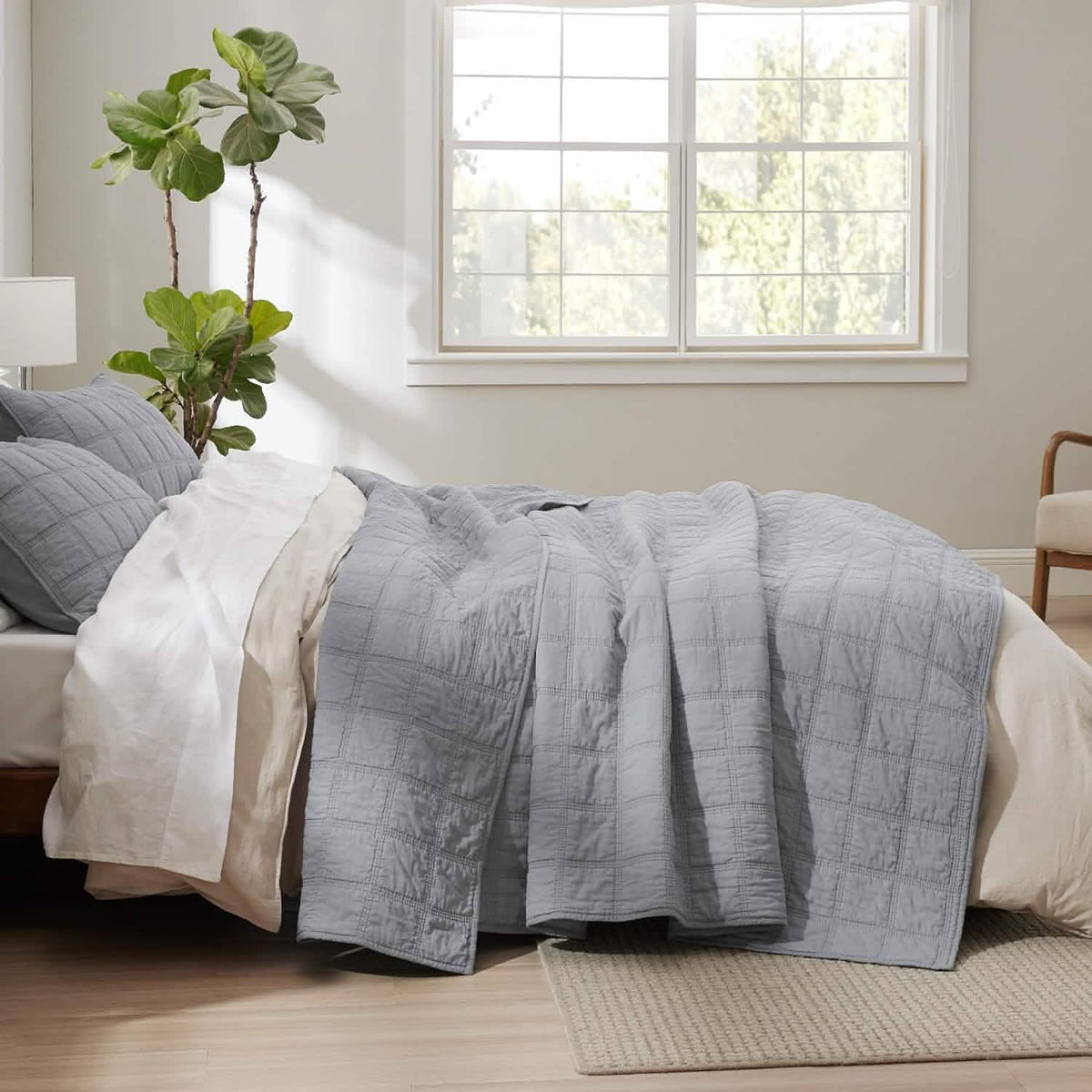 Cozy Throw Blanket, Voile Cotton Quilt Set, Lightweight Design, Breathable Construction for Sofas, Beds and Relaxing at Home image 28