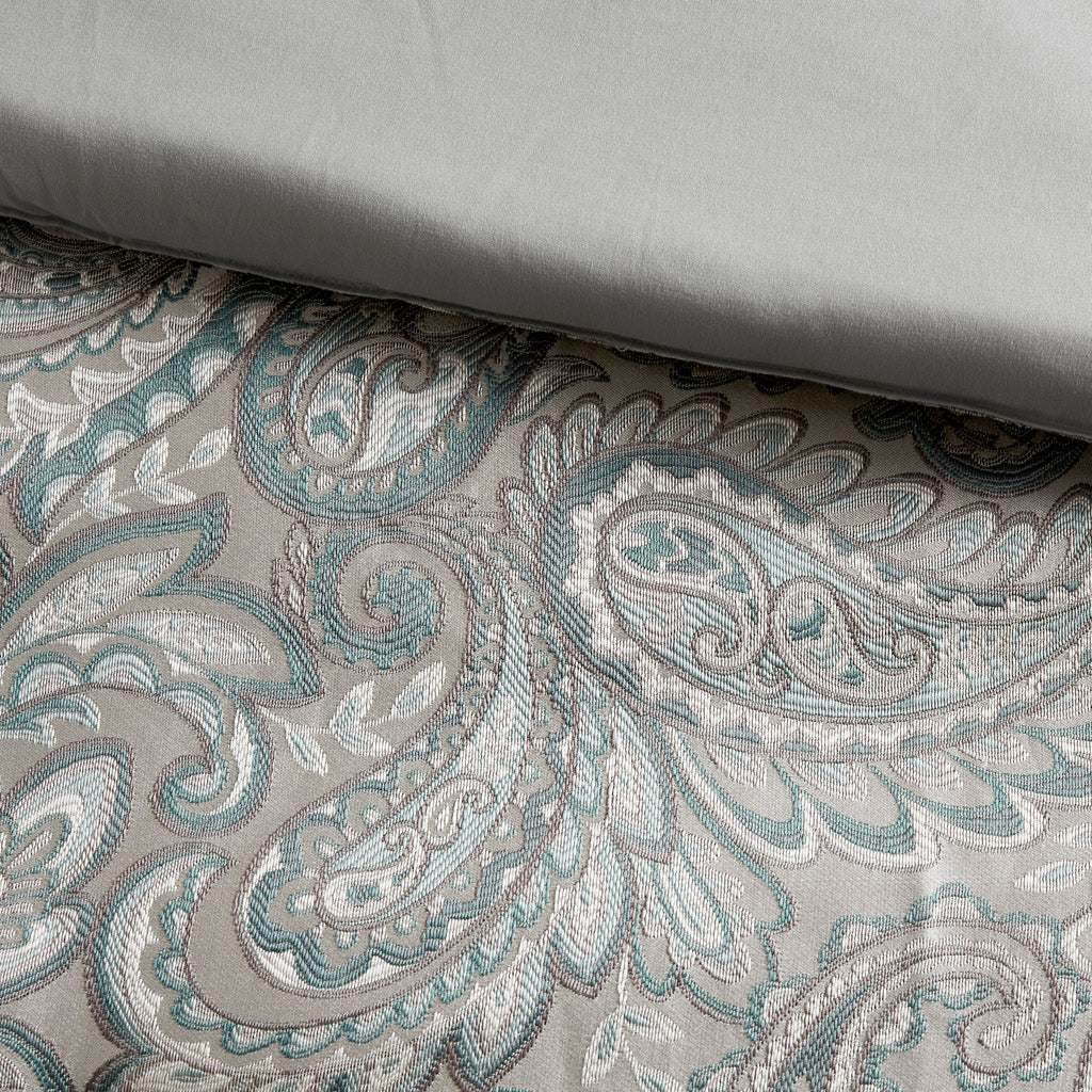Bed Comforter, Aubrey 12 Piece Set with Cotton in a Bag for Year-Round Bedroom Comfort and Restful Sleep, 4 Sizes and 5 Colors image 28