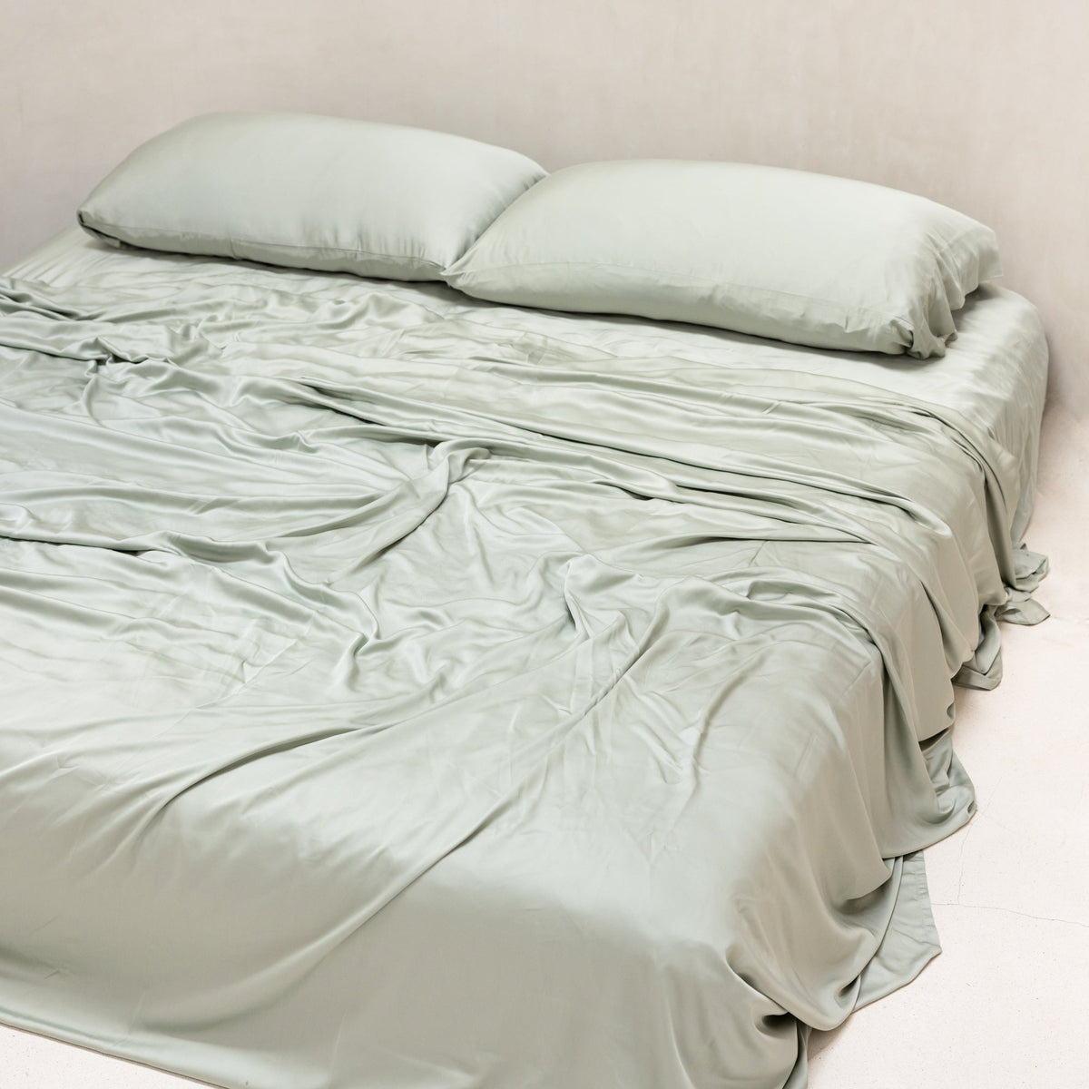 Bed Sheet Set, Organic Bamboo Sateen, Cooling Comfort for Everyday Bedroom Comfort and Guest Rooms, 5 Sizes and 15 Colors image 28