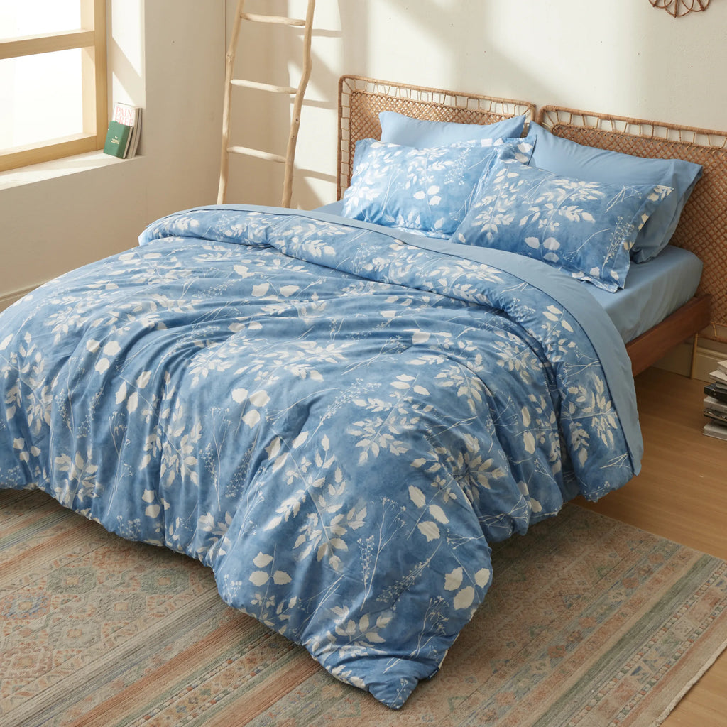 Bed Comforter, Elegant Floral Sets for Everyday Bedding and Comfortable Sleep, 4 Sizes and 15 Colors image 29