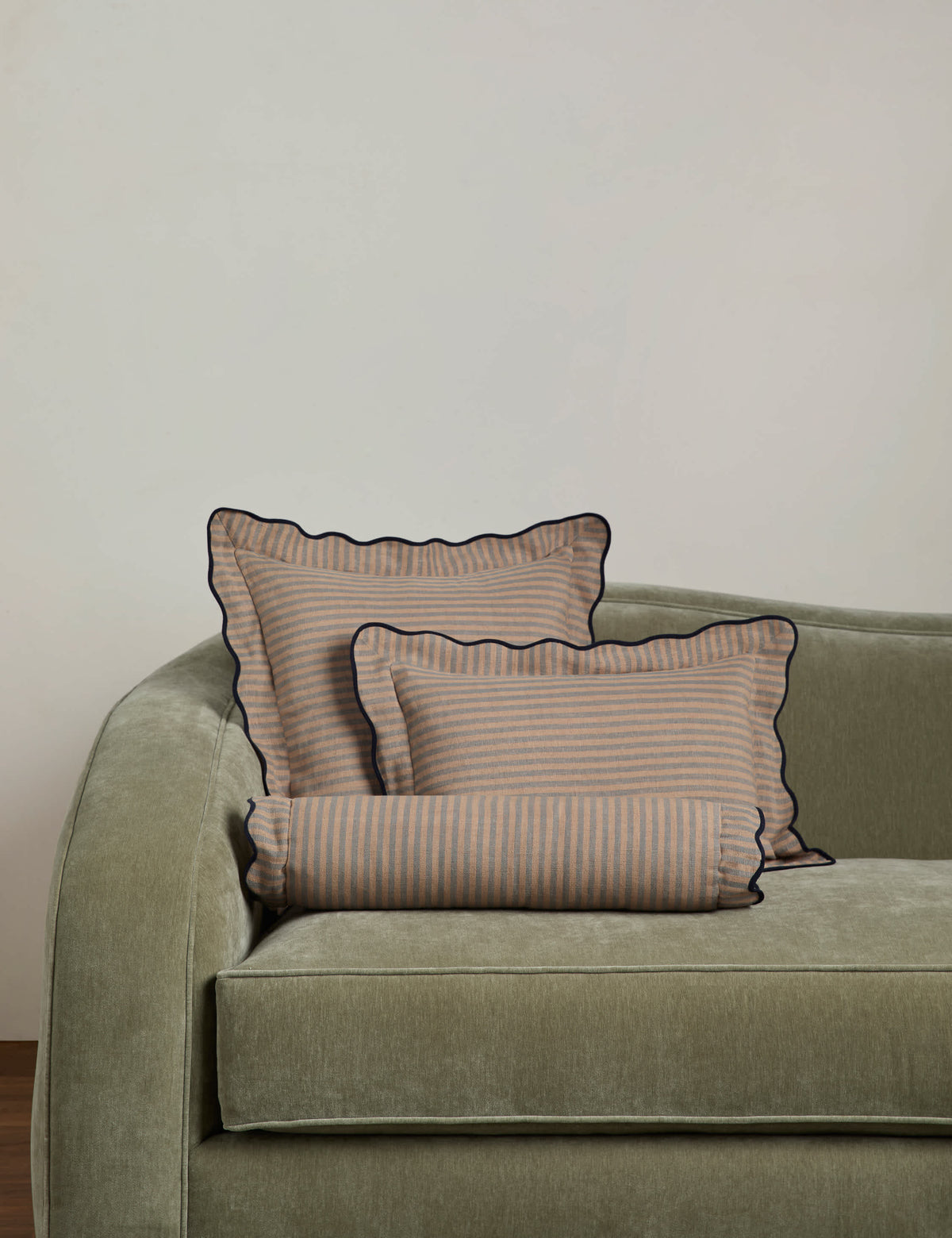 Bed Pillow, Lanie Linen for Everyday Sleep and Guest Room Bedding, 4 Color Options, Designed for Sleeping, Reading and Bedroom Comfort image 29