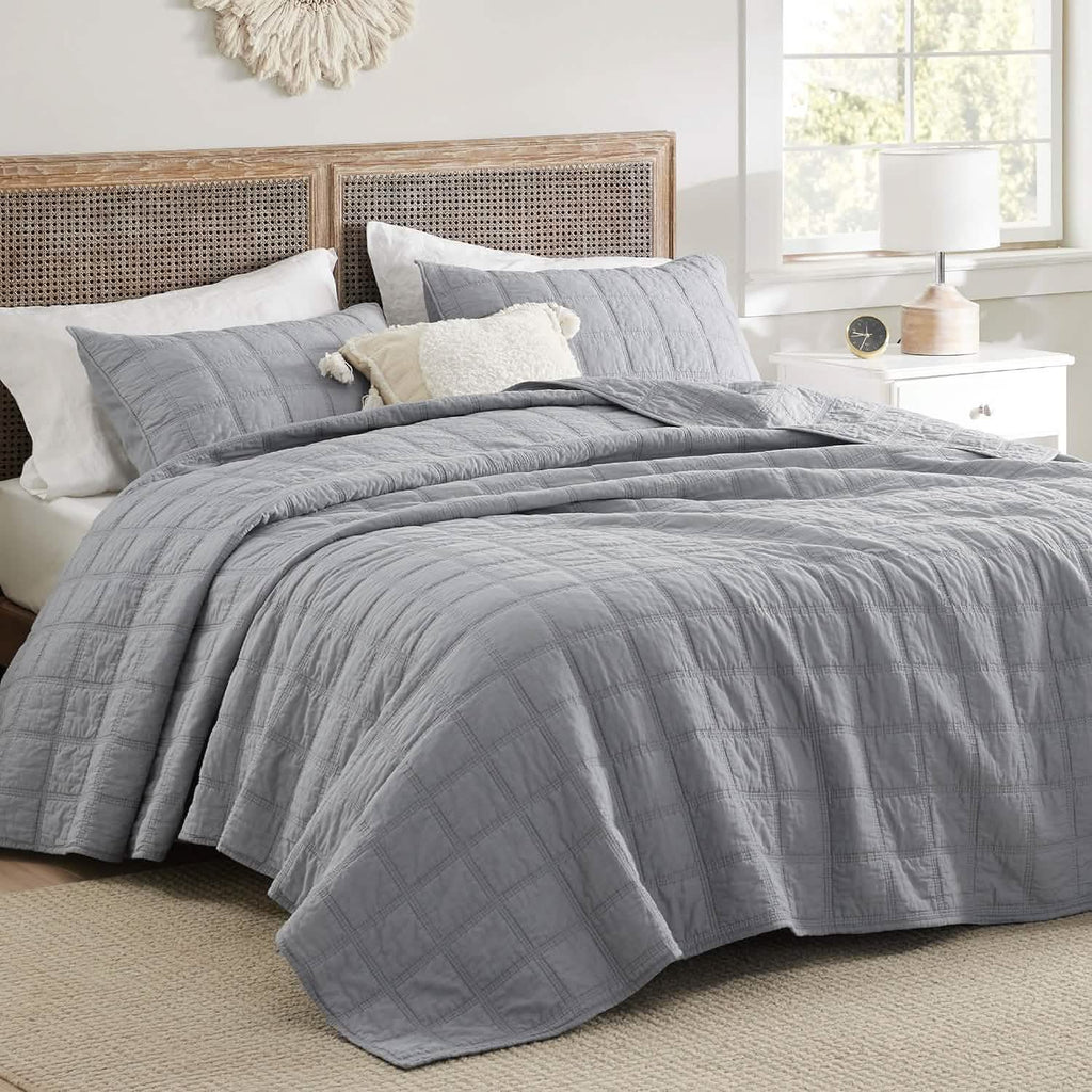 Cozy Throw Blanket, Voile Cotton Quilt Set, Lightweight Design, Breathable Construction for Sofas, Beds and Relaxing at Home image 29