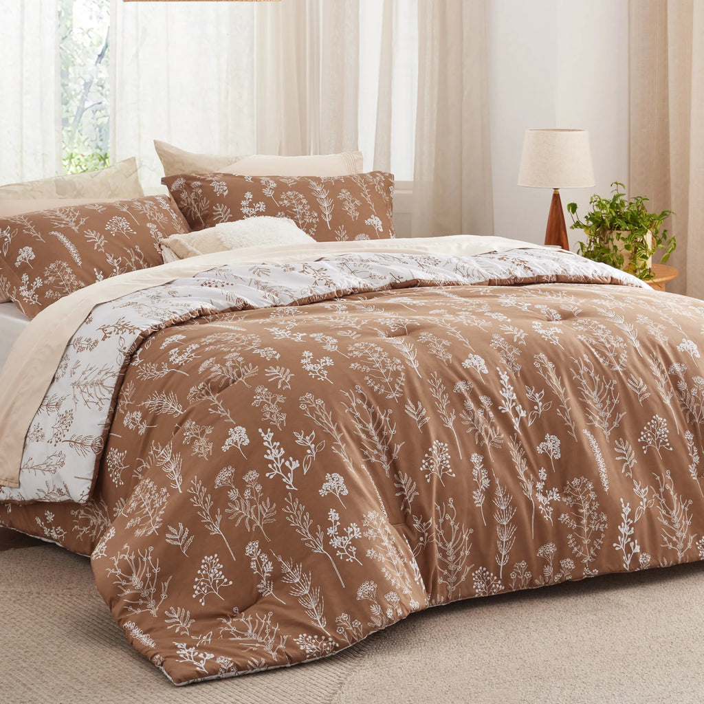 Down & Feather Comforter, Reversible Floral Print Set, Machine-Washable Care for Everyday Bedding and Comfortable Sleep image 29