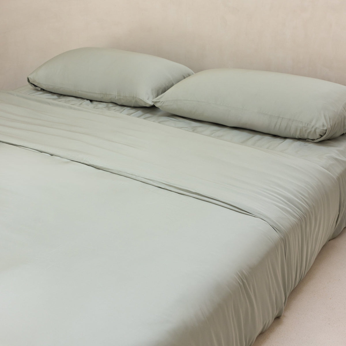 Bed Sheet Set, Organic Bamboo Sateen, Cooling Comfort for Everyday Bedroom Comfort and Guest Rooms, 5 Sizes and 15 Colors image 30