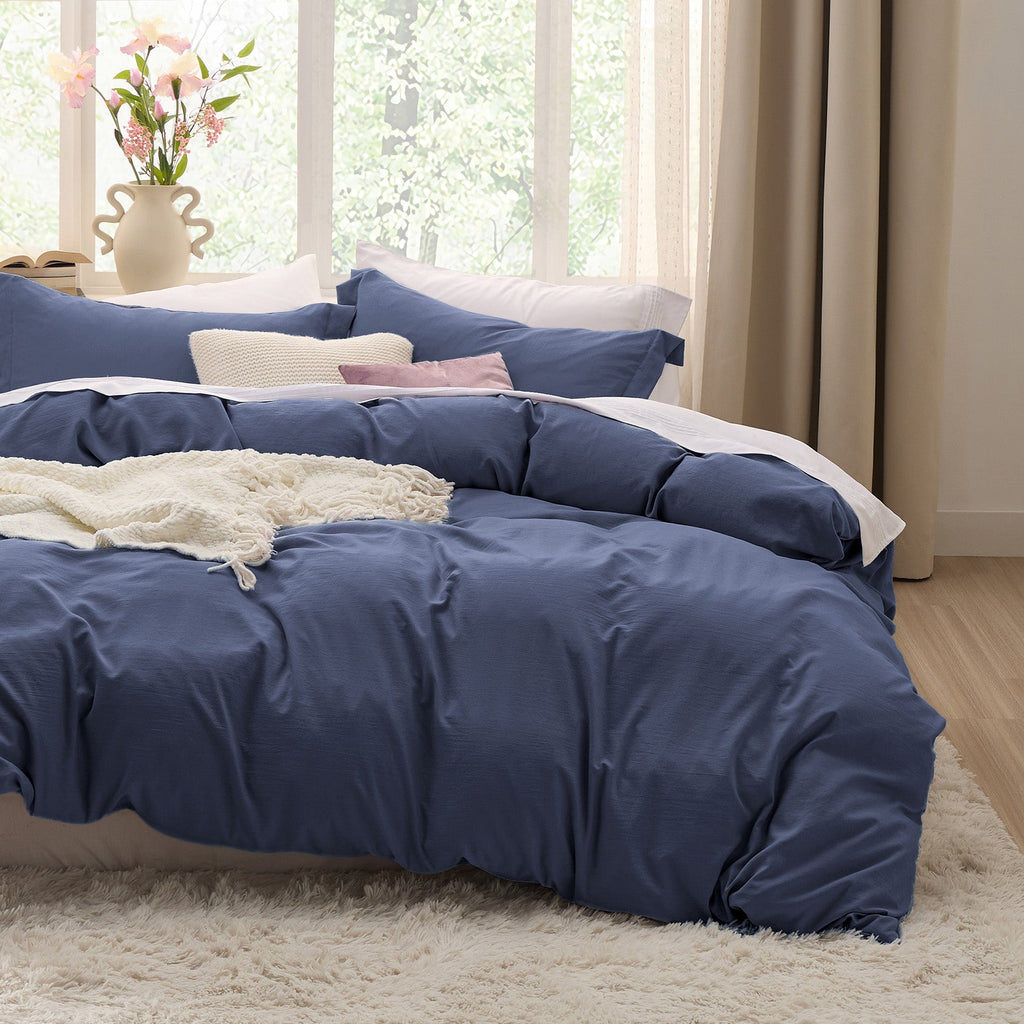 Duvet Cover Set, Ultra Soft Hypoallergenic Microfiber, Lightweight Design for Guest Rooms and Everyday Bedroom Styling image 32