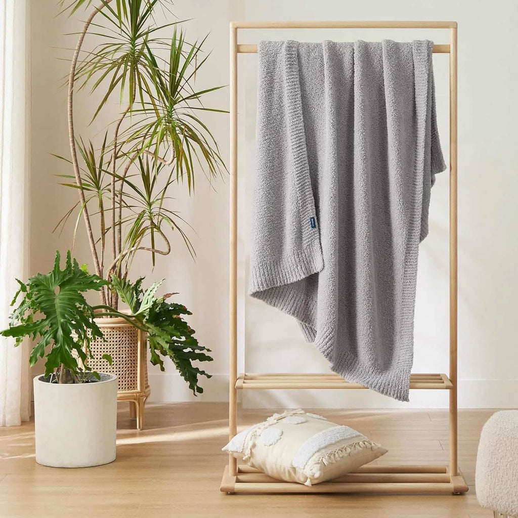 Cozy Throw Blanket, Feather Yarn, Lightweight Design, Machine-Washable Care for Sofas, Beds and Relaxing at Home, 2 Sizes and 12 Colors image 32