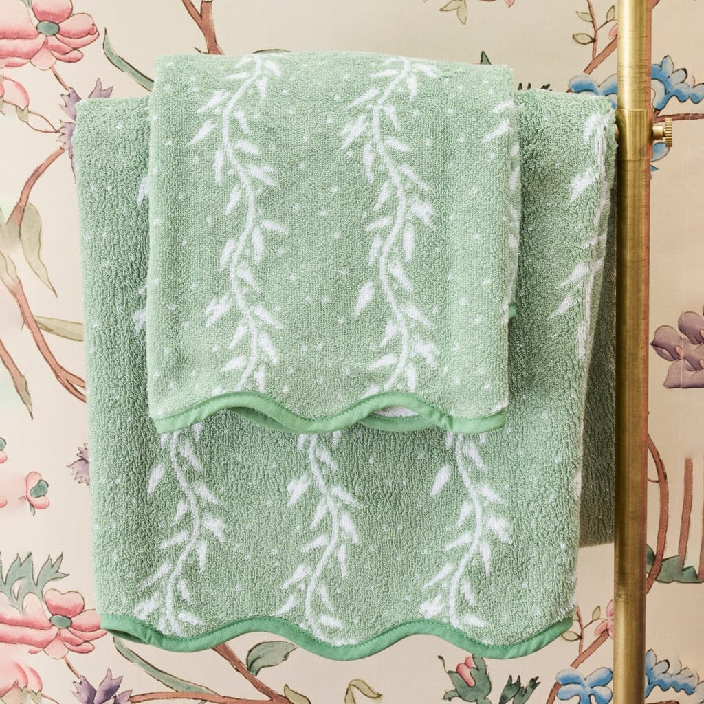 Bath Towel, Patterned Scallop for Home Bathrooms and Everyday Care, 5 Color Options, Designed for Daily Bathroom Routines and Guest Baths image 33