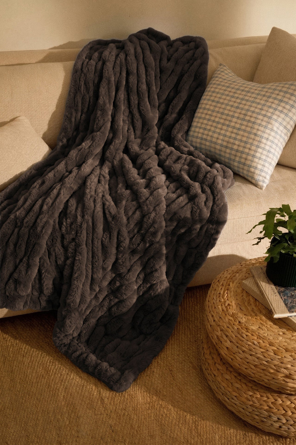 Marshmallow Ruched image 35