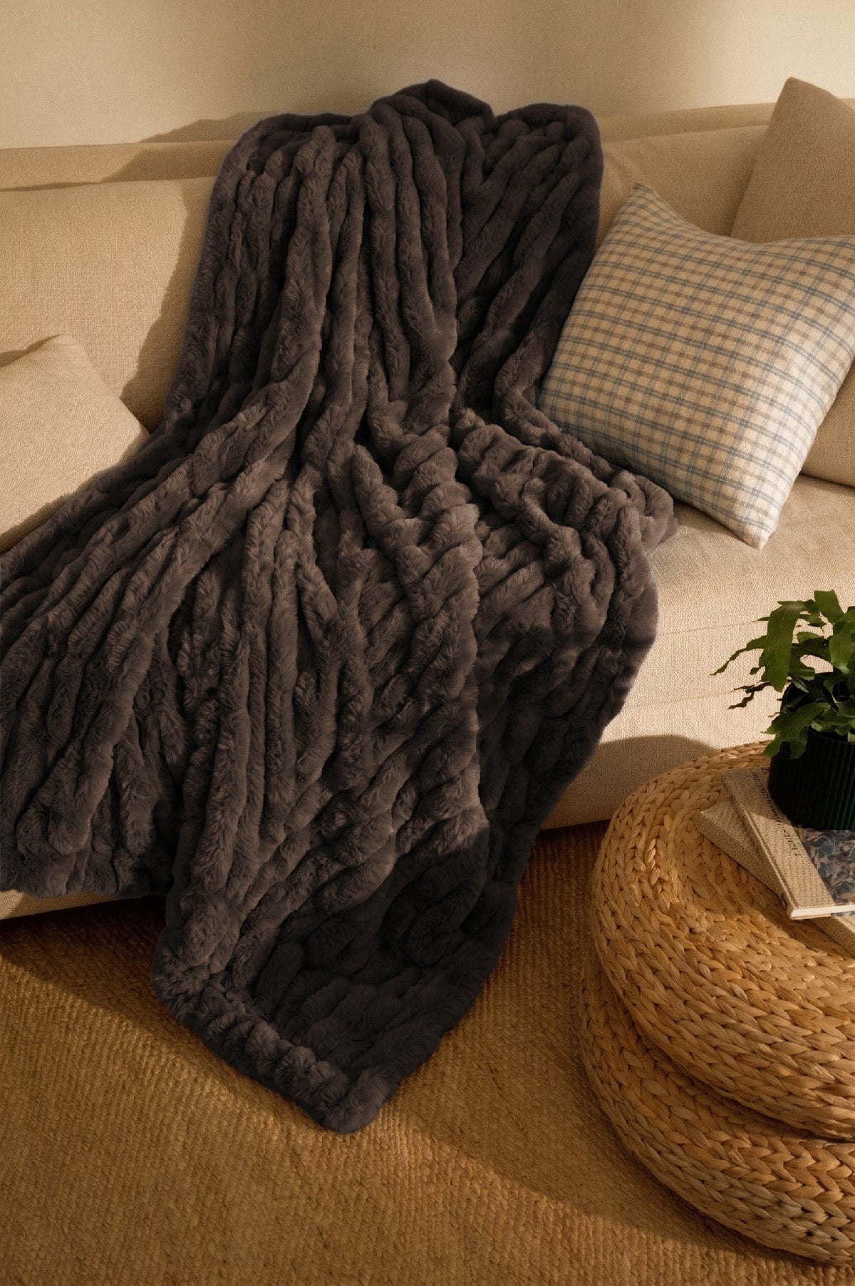 Marshmallow Ruched image 35