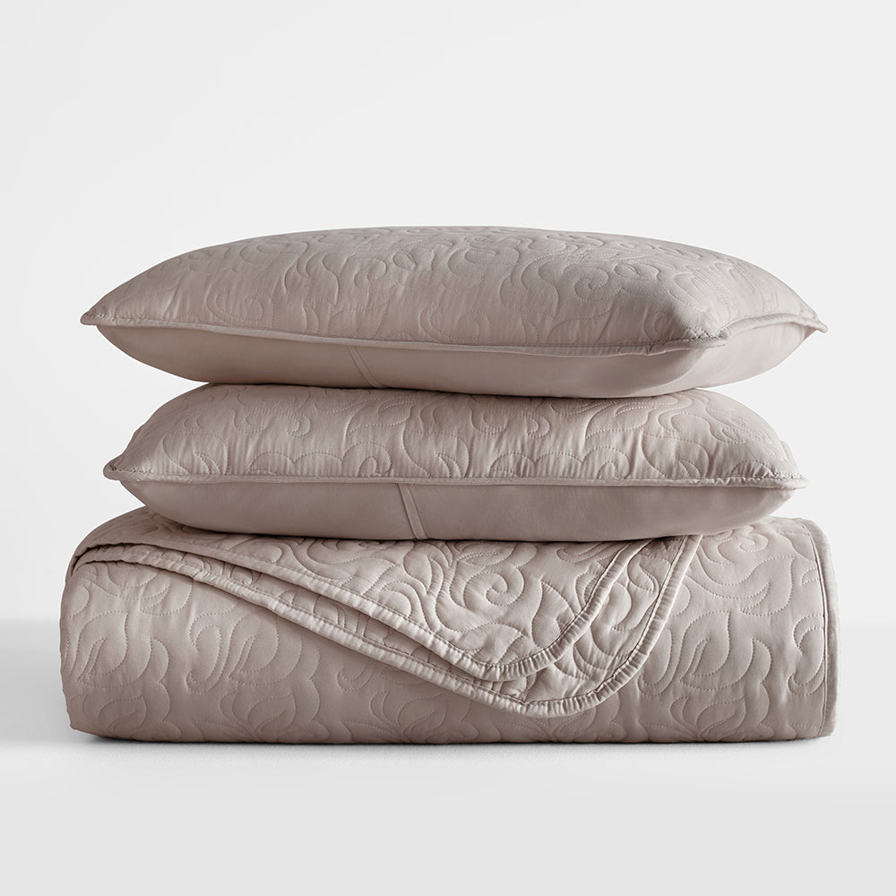 Bed Quilt, 3 Piece Floral Stitch Quilted Coverlet Set for Bedroom Layering and Everyday Bedding, 3 Sizes and 6 Colors image 36