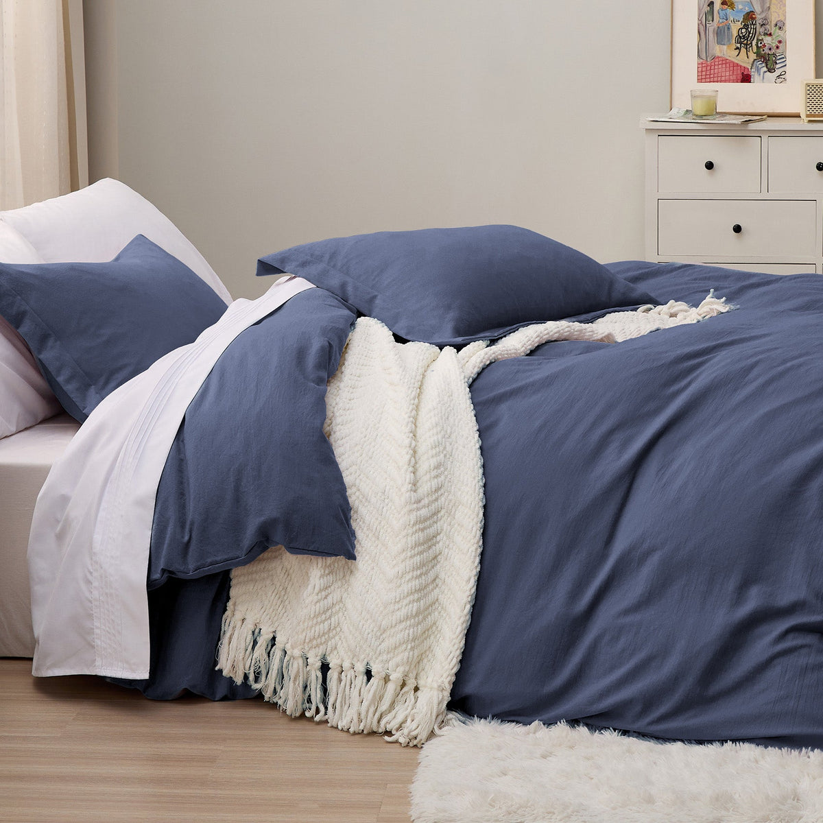 Duvet Cover Set, Ultra Soft Hypoallergenic Microfiber, Lightweight Design for Guest Rooms and Everyday Bedroom Styling image 36