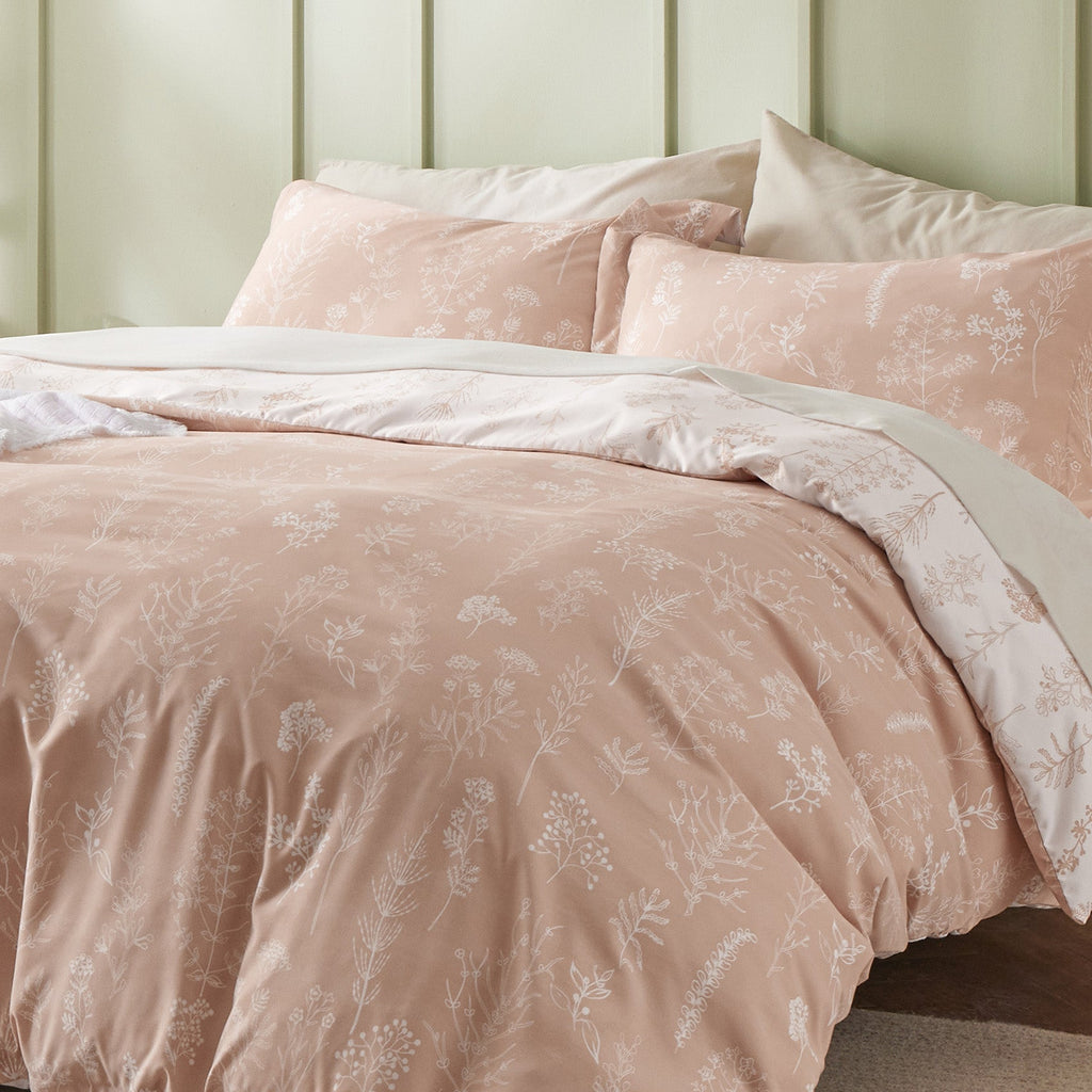 Duvet Cover Set, Reversible Floral Print, Breathable Construction for Bedroom Bedding Refresh and Everyday Comfort, 4 Sizes and 13 Colors image 37