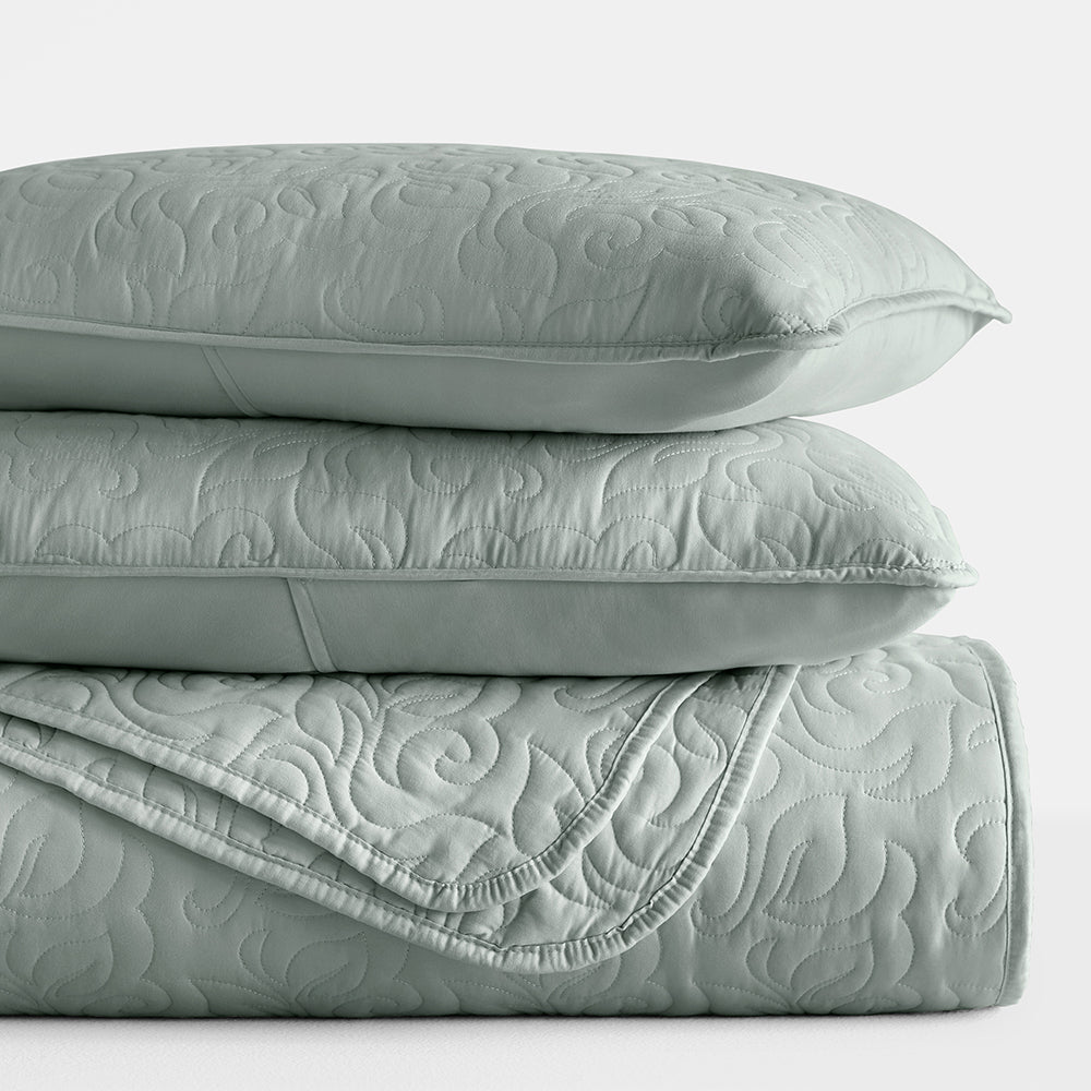 Bed Quilt, 3 Piece Floral Stitch Quilted Coverlet Set for Bedroom Layering and Everyday Bedding, 3 Sizes and 6 Colors image 37
