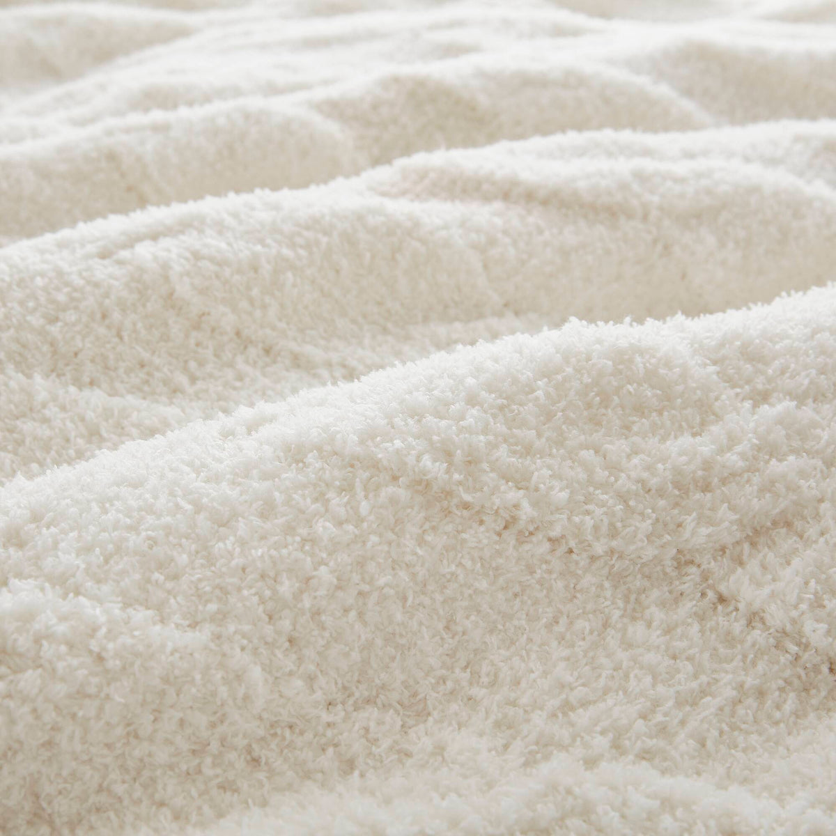 Bed Comforter, Riordan Waffle Knit Chenille Set, Machine-Washable Care for Everyday Bedding and Comfortable Sleep, 3 Sizes and 4 Colors image 37