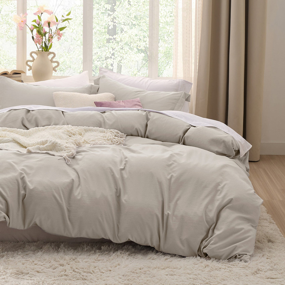 Duvet Cover Set, Ultra Soft Hypoallergenic Microfiber, Lightweight Design for Guest Rooms and Everyday Bedroom Styling image 38