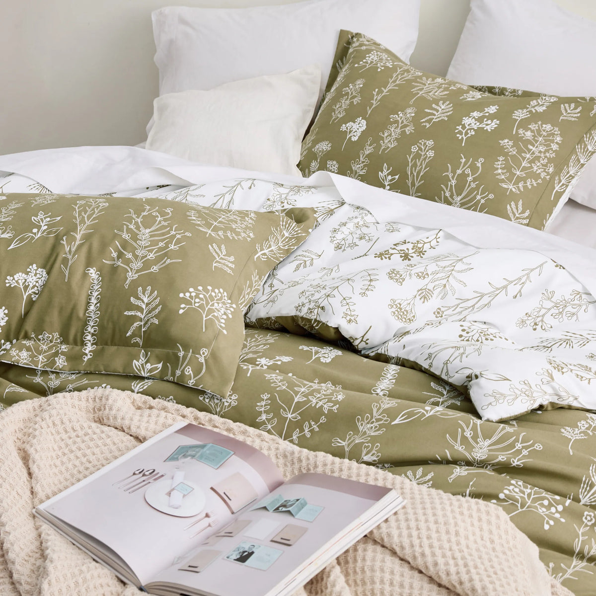 Down & Feather Comforter, Floral Set, Machine-Washable Care for Everyday Bedding and Comfortable Sleep, 7 Sizes and 13 Colors image 39