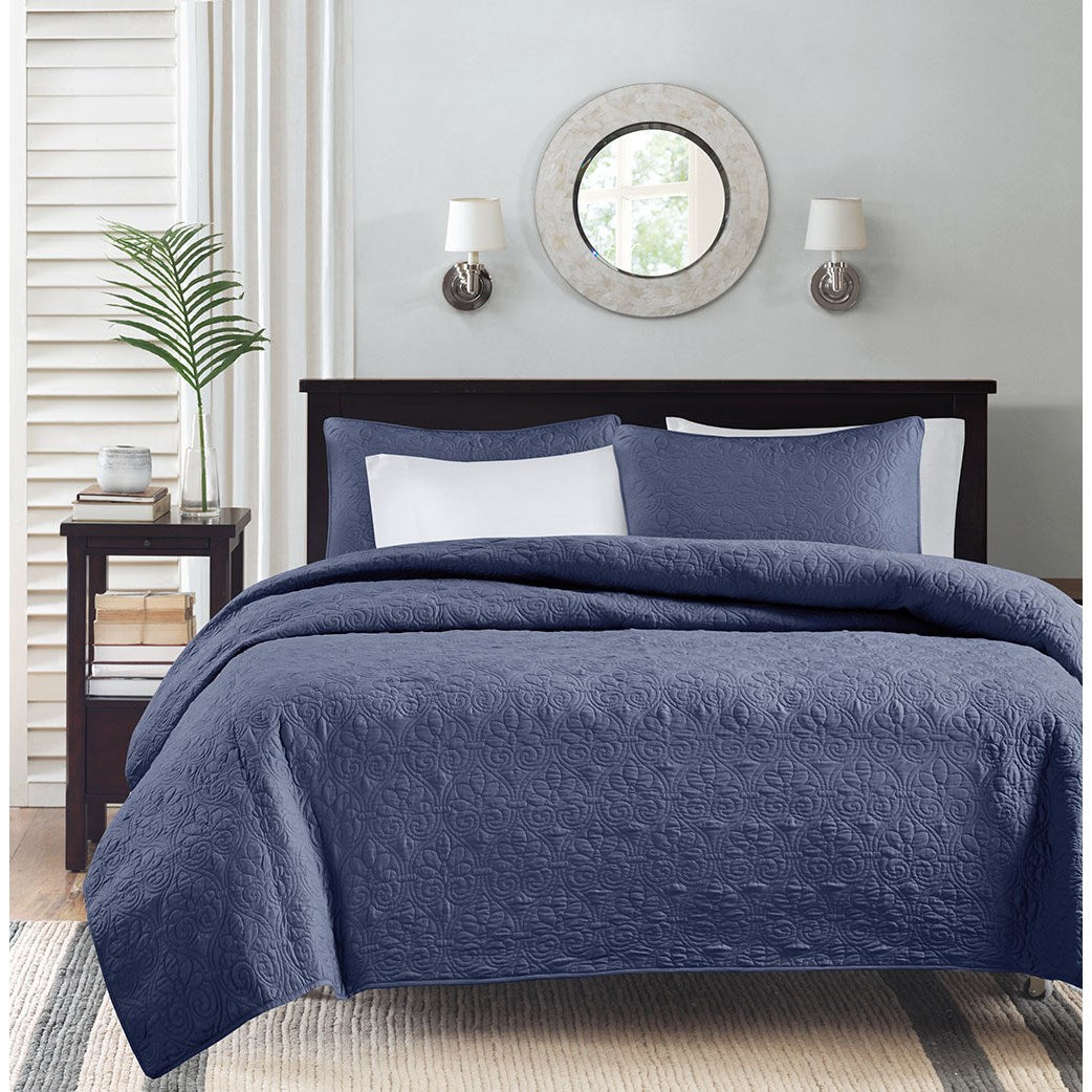 Cozy Throw Blanket, Quebec 3 Piece Reversible Quilt Set, Lightweight Design, Machine-Washable Care for Sofas, Beds and Relaxing at Home image 39