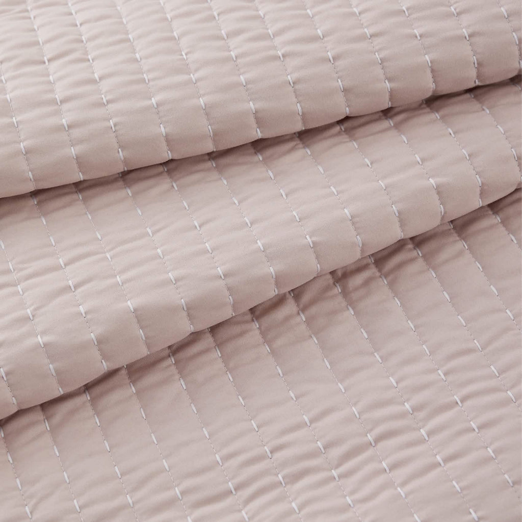 Cozy Throw Blanket, Corduroy Pattern Quilt Set, Breathable Construction for Living Rooms, Bedrooms and Everyday Lounging image 39