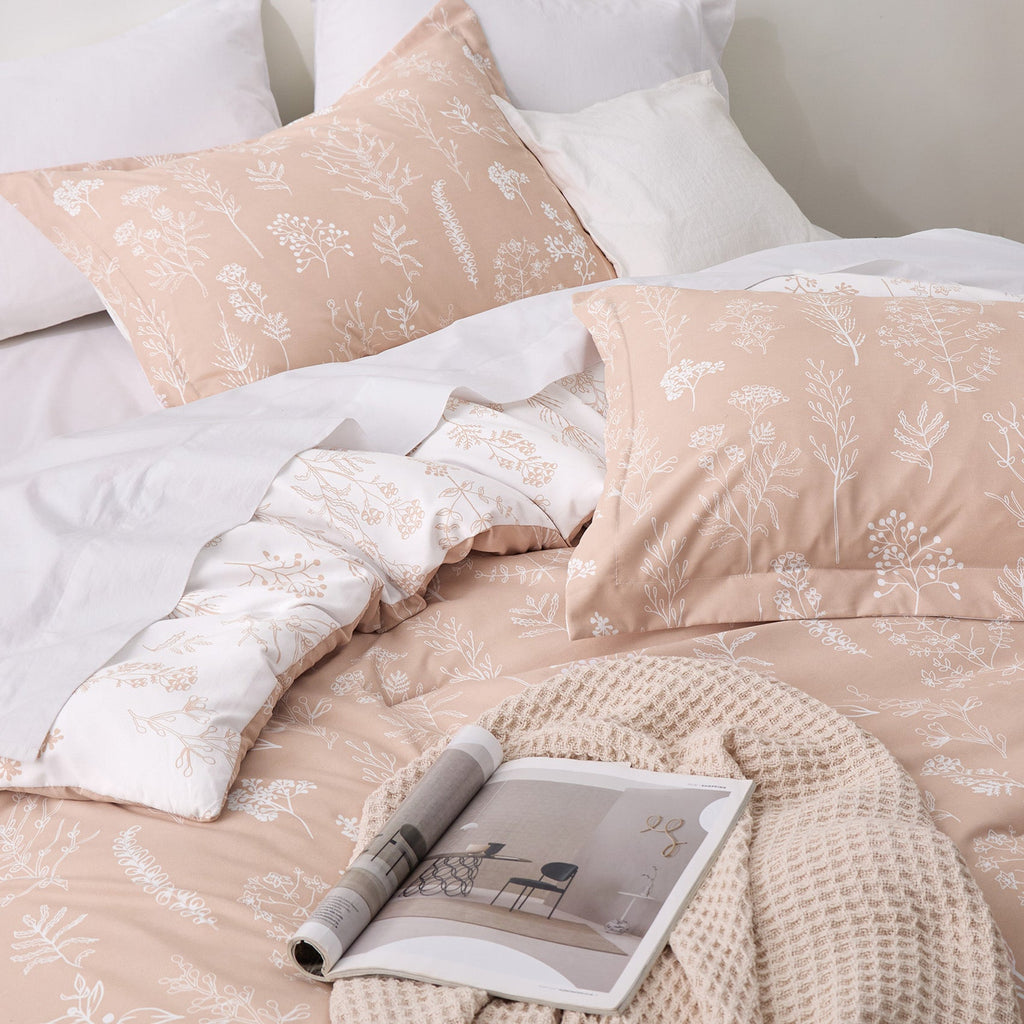 Duvet Cover Set, Reversible Floral Print, Breathable Construction for Bedroom Bedding Refresh and Everyday Comfort, 4 Sizes and 13 Colors image 39