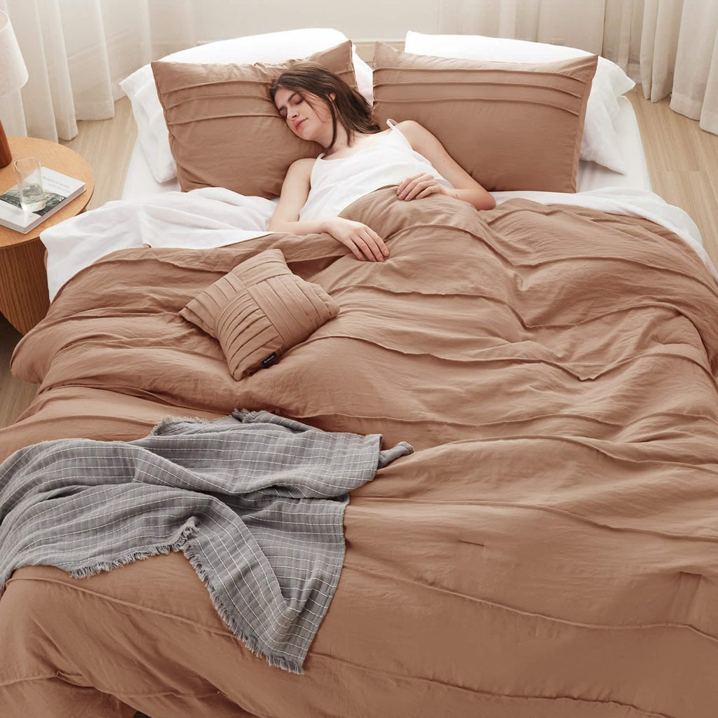Bed Comforter, Pinch Pleat Set for Year-Round Bedroom Comfort and Restful Sleep, 5 Sizes and 19 Colors image 39