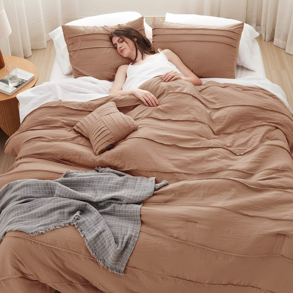 Bed Comforter, Pinch Pleat Set for Year-Round Bedroom Comfort and Restful Sleep, 5 Sizes and 19 Colors image 39